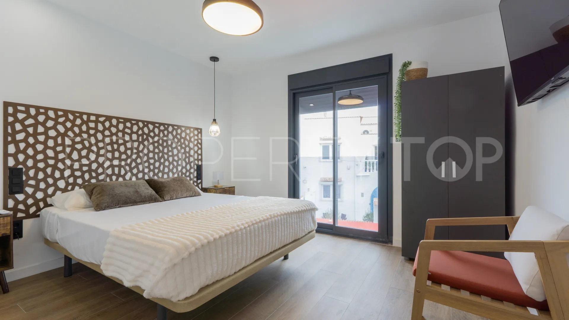 For sale house in Torrevieja with 3 bedrooms