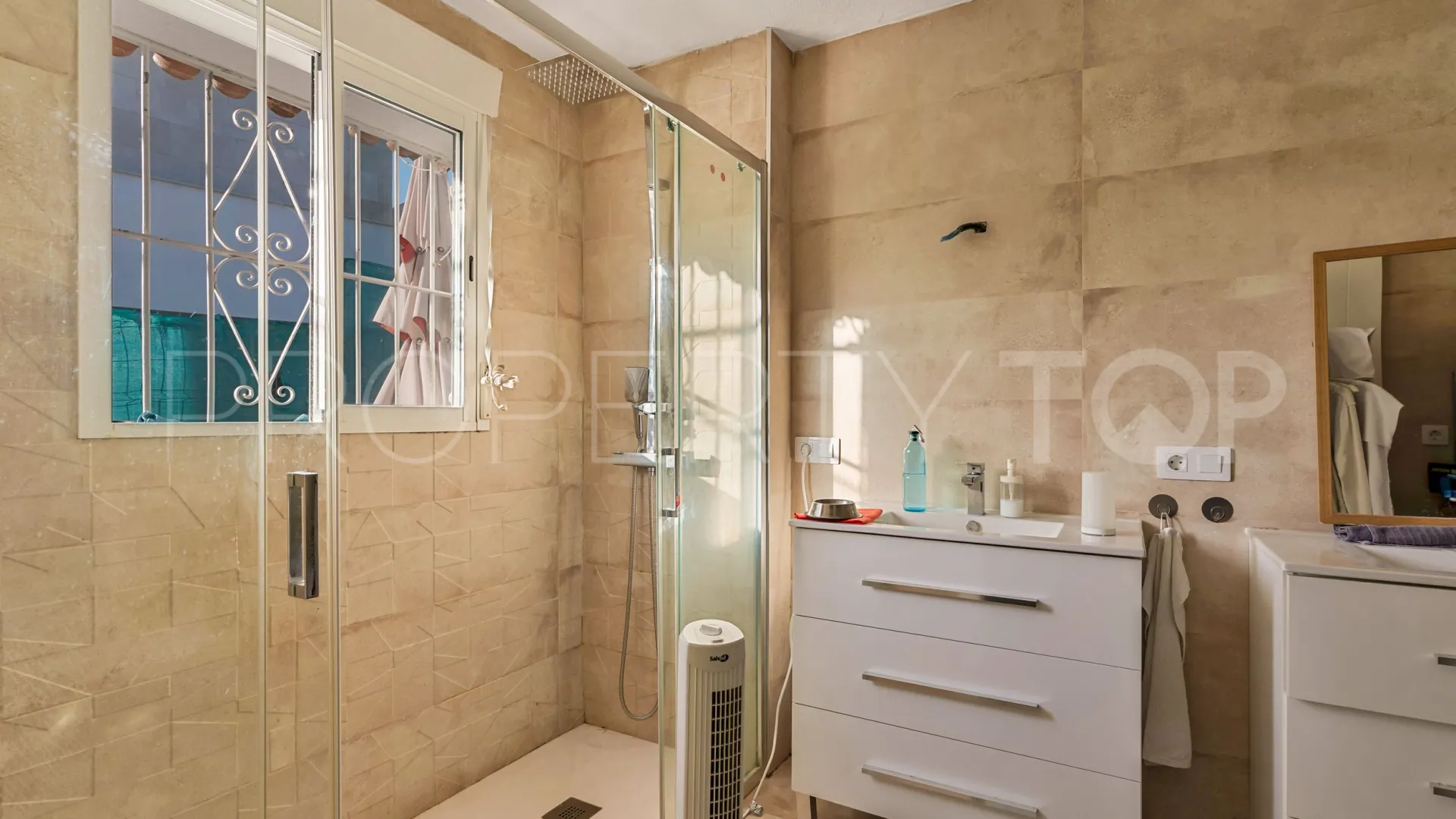 Nueva Andalucia, villa en venta