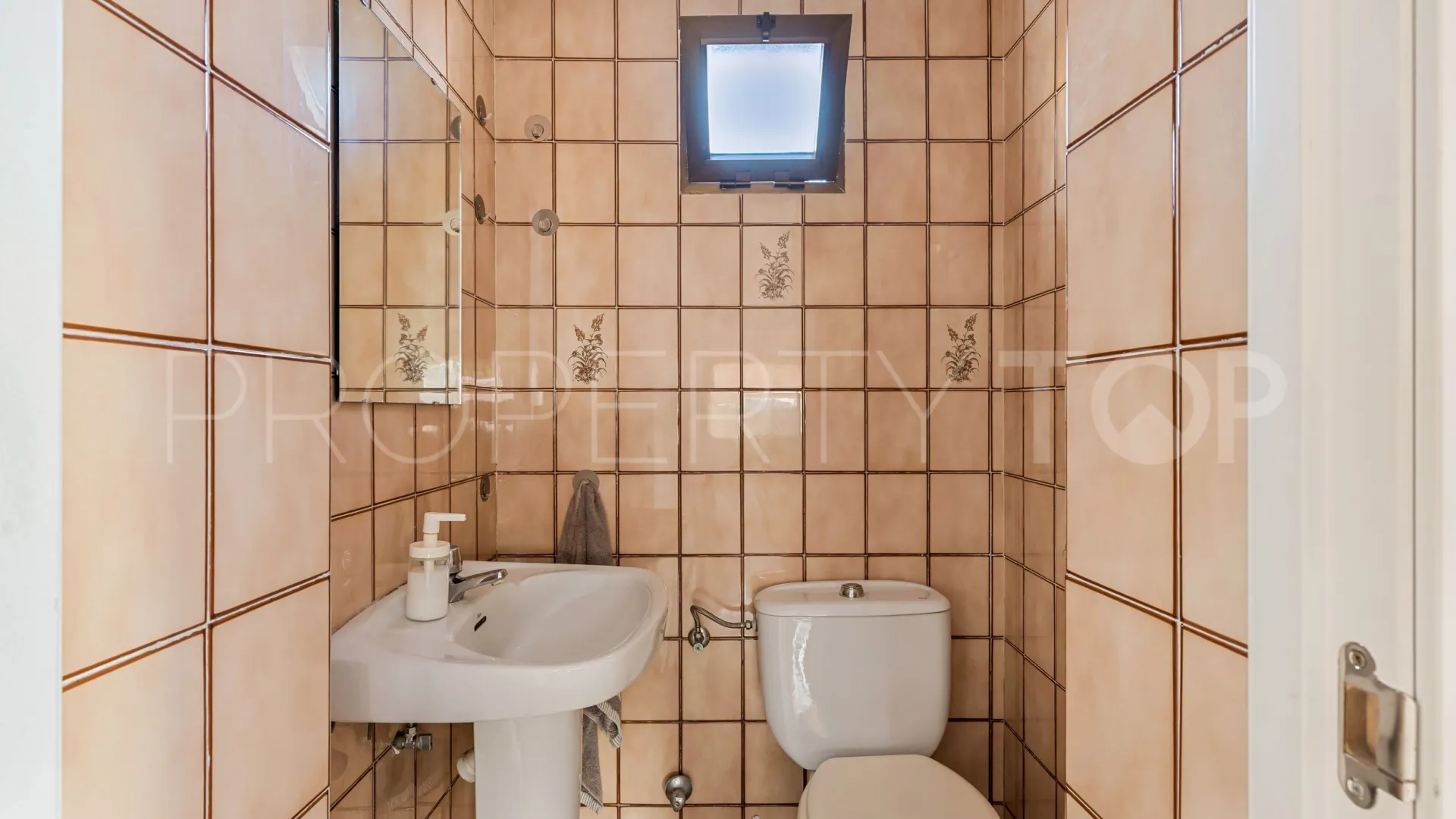 Nueva Andalucia, villa en venta
