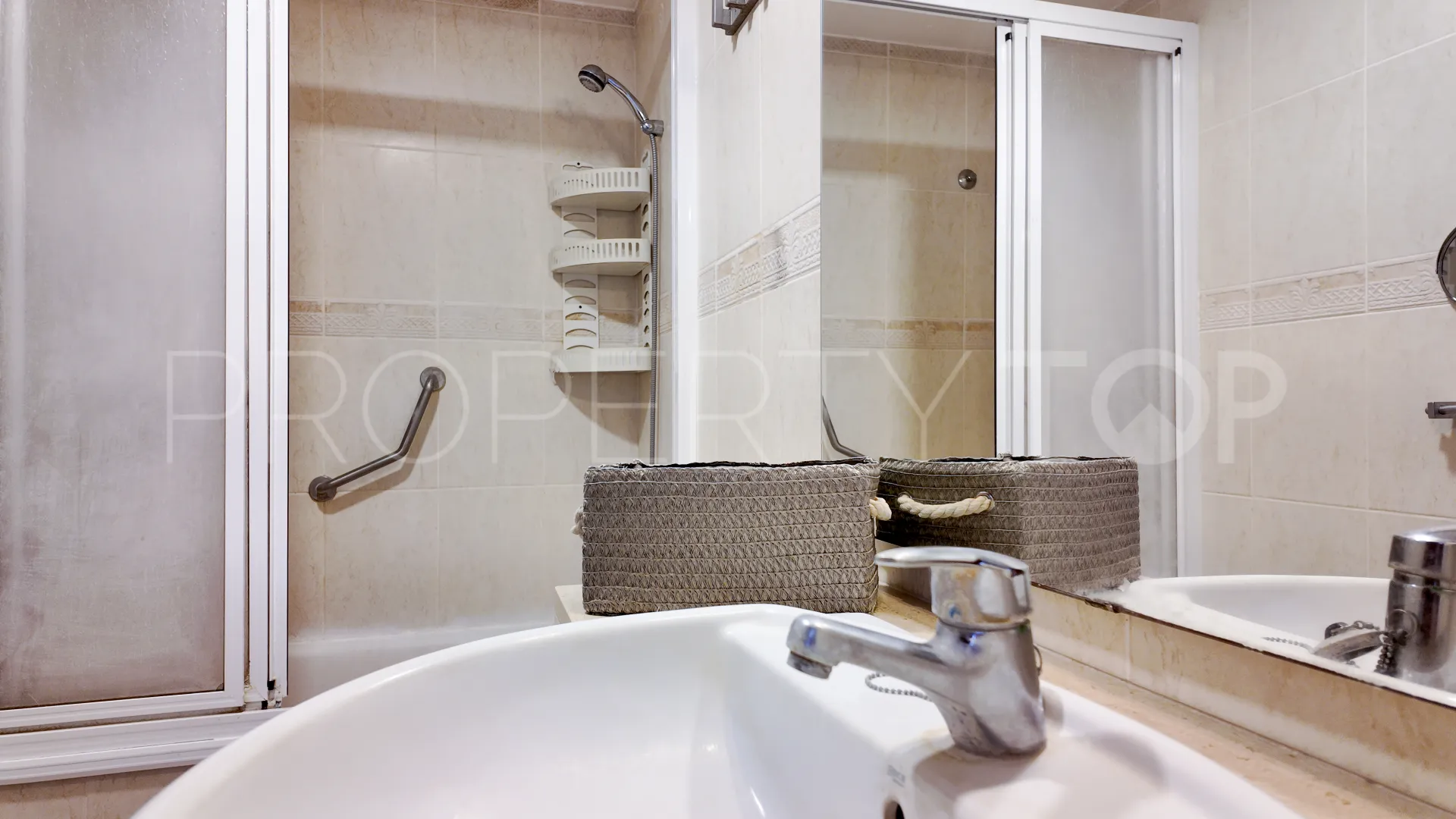 For sale apartment with 1 bedroom in Los Cristianos