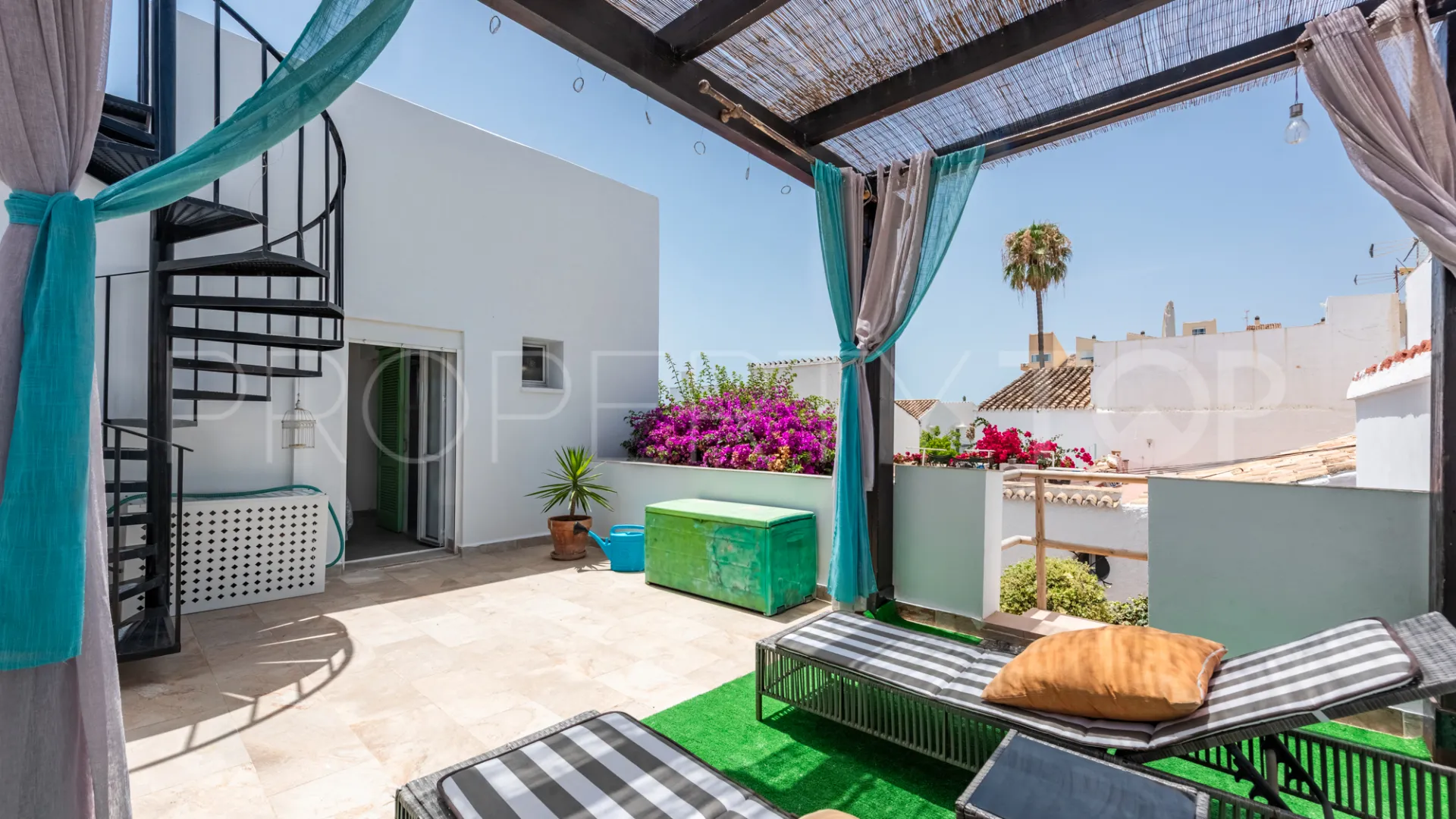 Town house with 2 bedrooms for sale in El Pirata