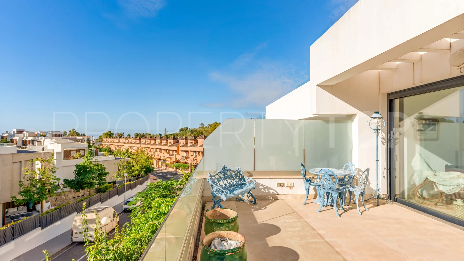 For sale town house with 3 bedrooms in Altos de Puente Romano