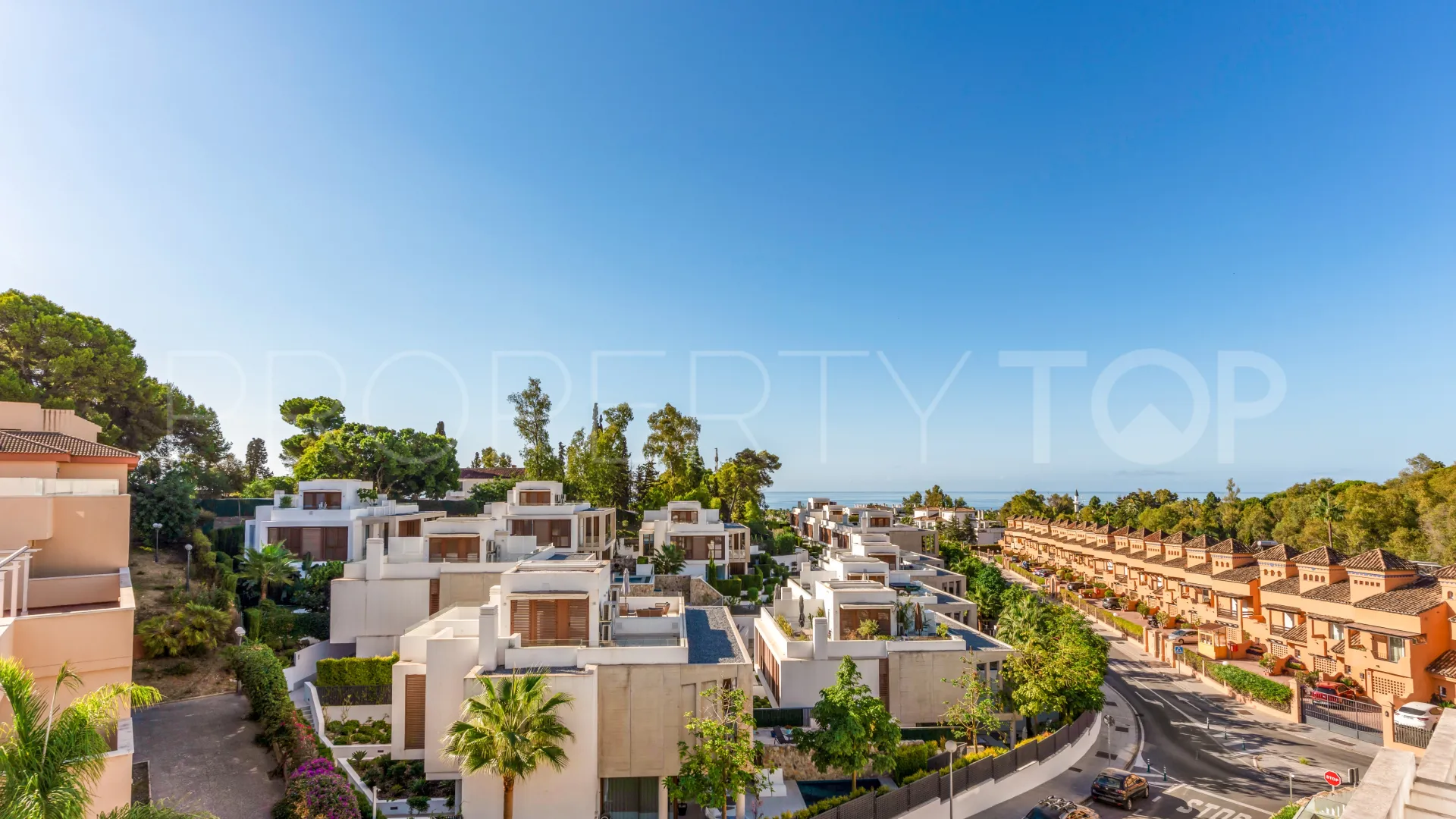 For sale town house with 3 bedrooms in Altos de Puente Romano