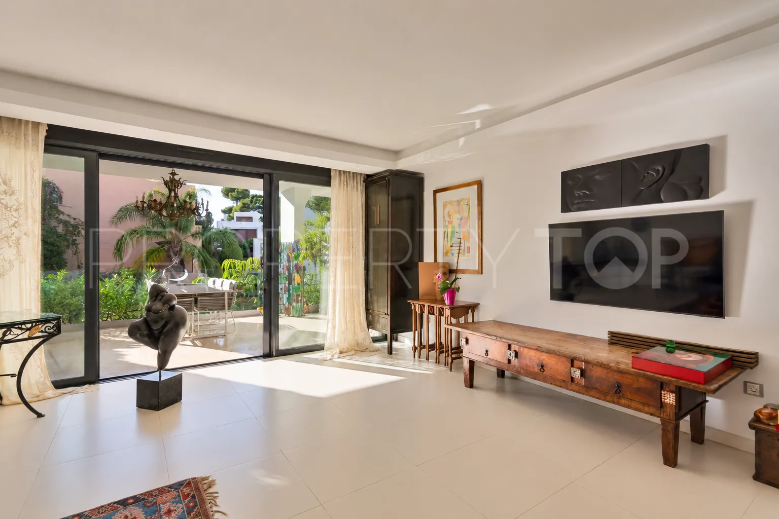 For sale town house with 3 bedrooms in Altos de Puente Romano