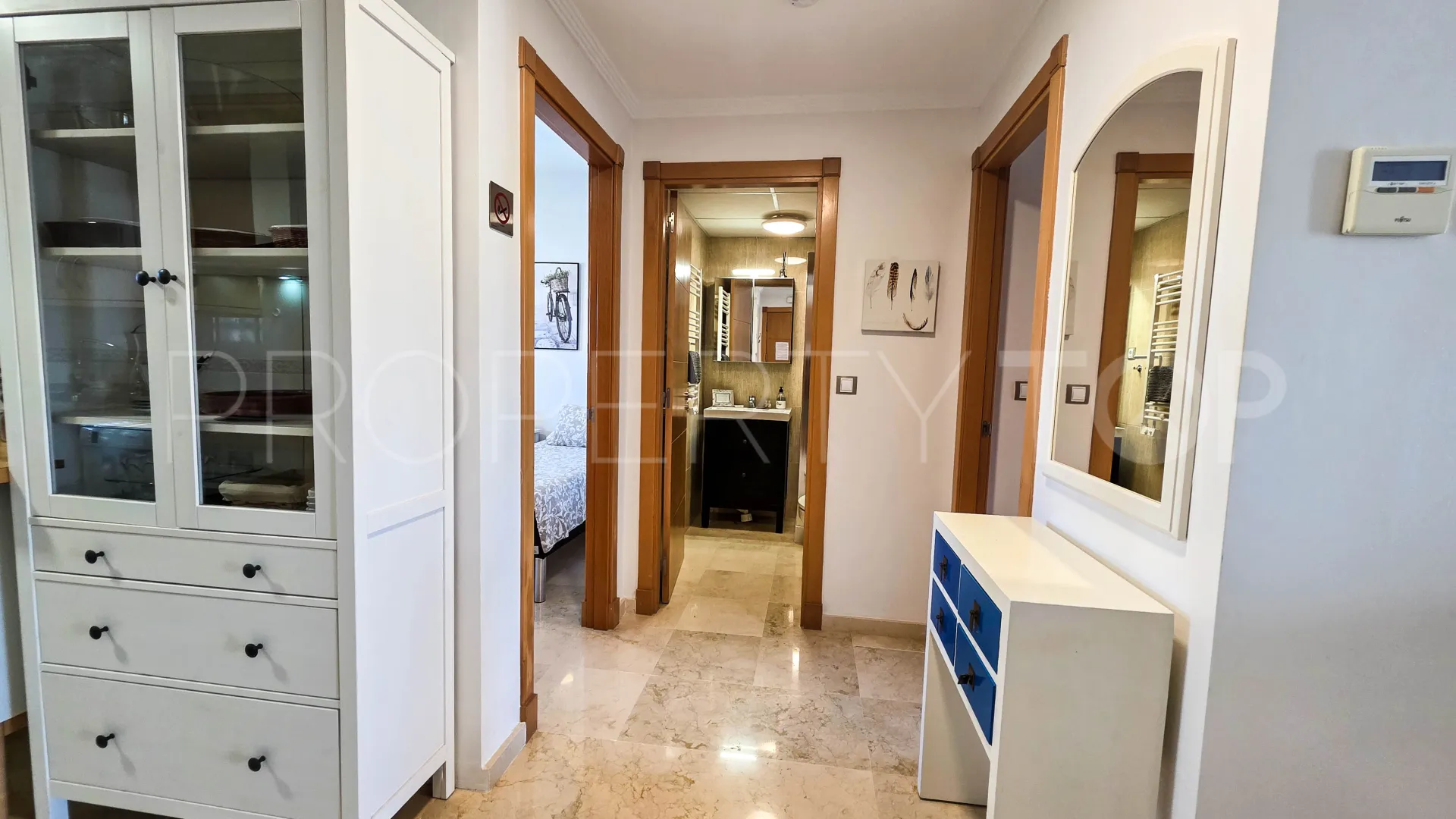 Buy penthouse with 2 bedrooms in Sabinillas