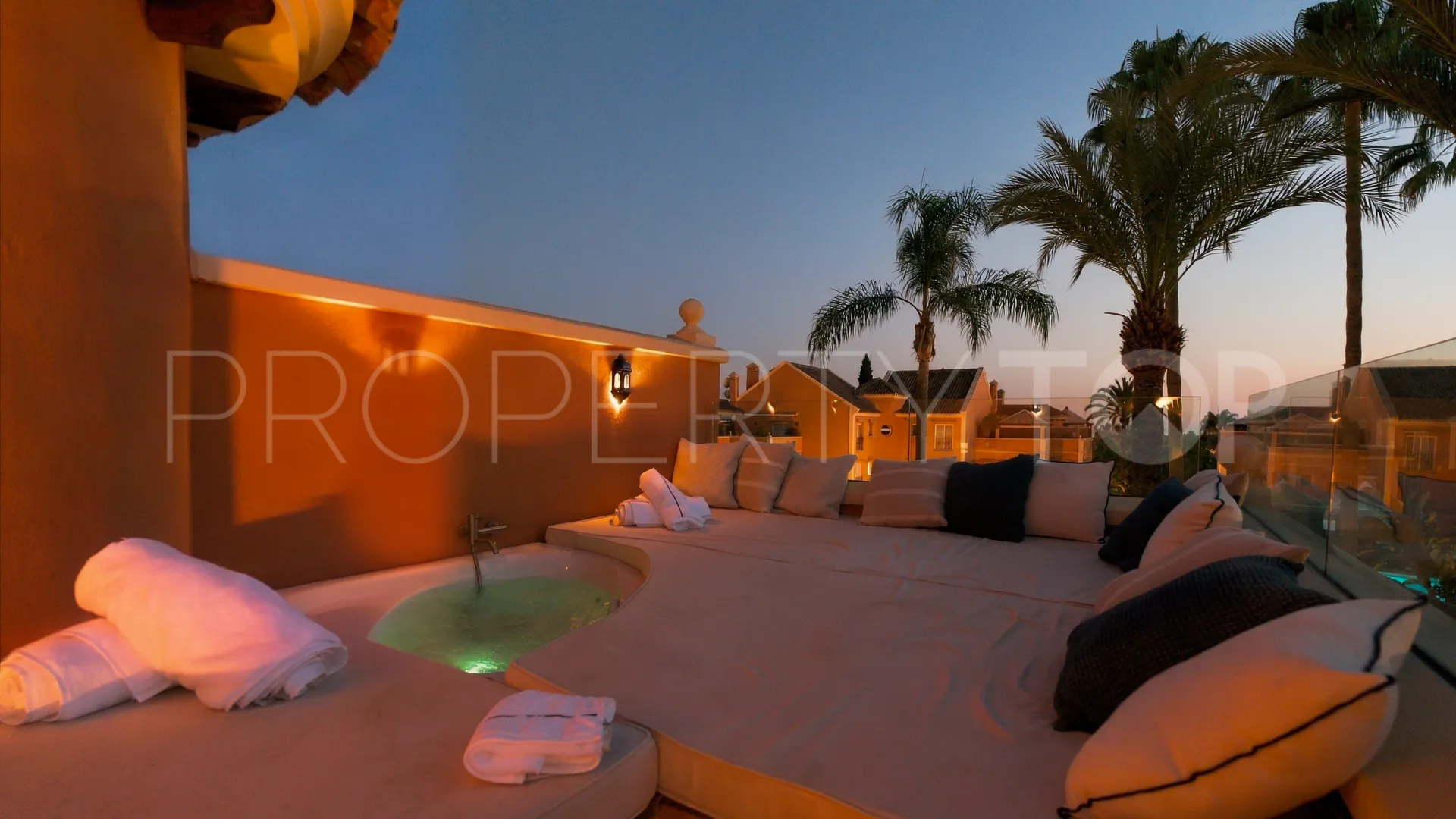 3 bedrooms duplex penthouse for sale in Andalucia Alta