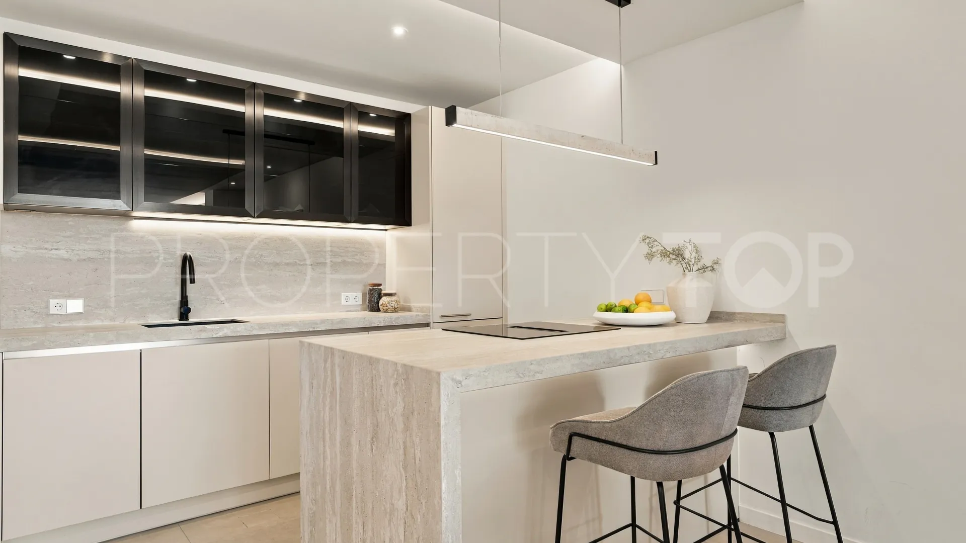 3 bedrooms duplex penthouse for sale in Andalucia Alta