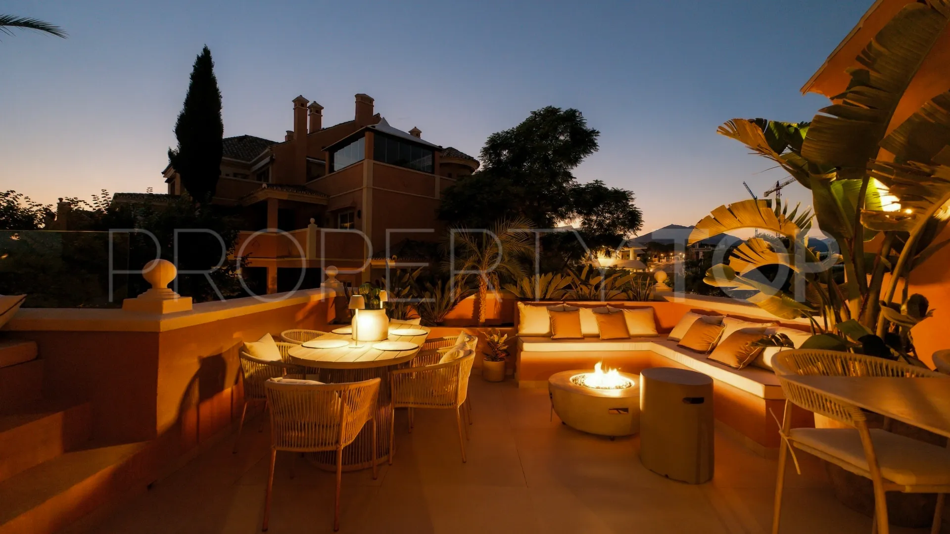 3 bedrooms duplex penthouse for sale in Andalucia Alta