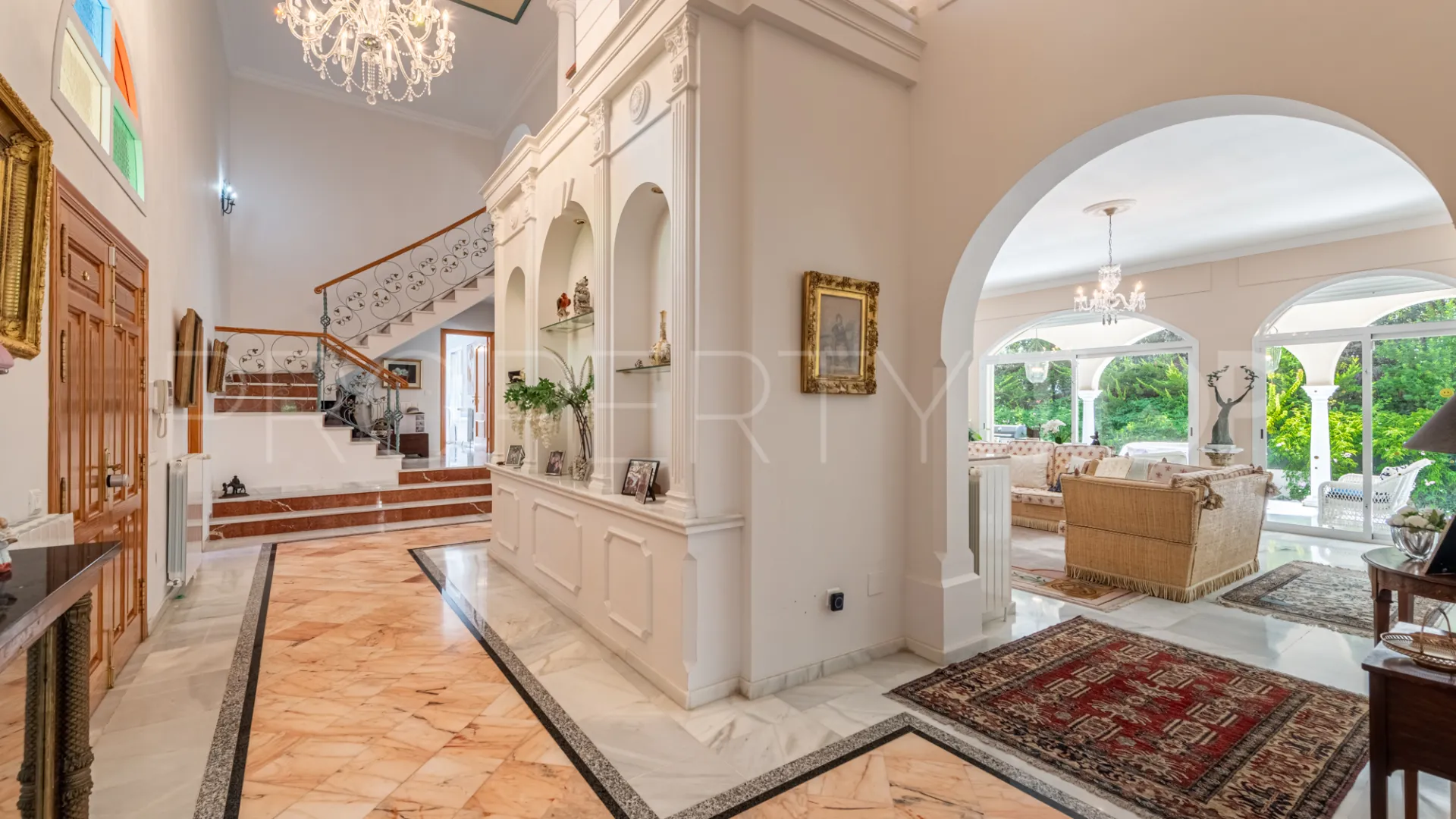 Estepona, casa a la venta con 5 dormitorios