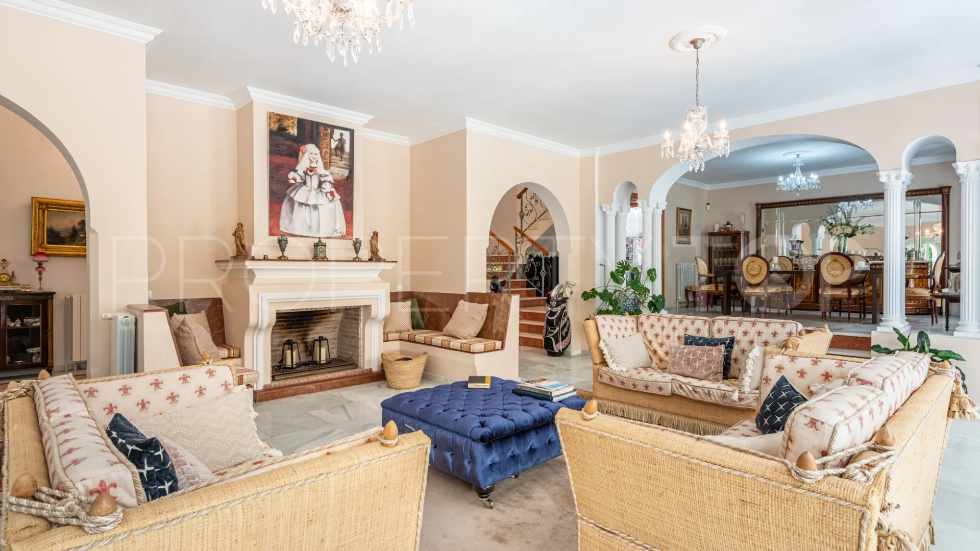 Estepona, casa a la venta con 5 dormitorios