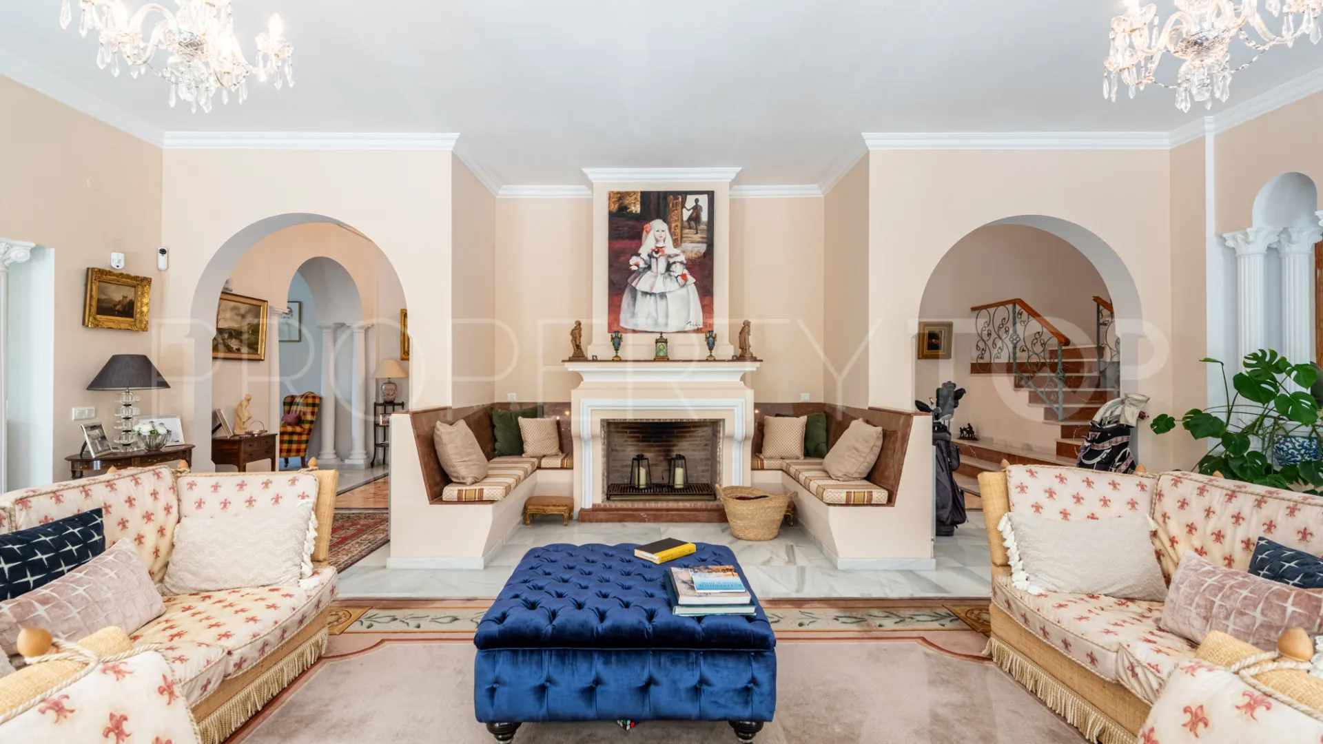 Estepona, casa a la venta con 5 dormitorios