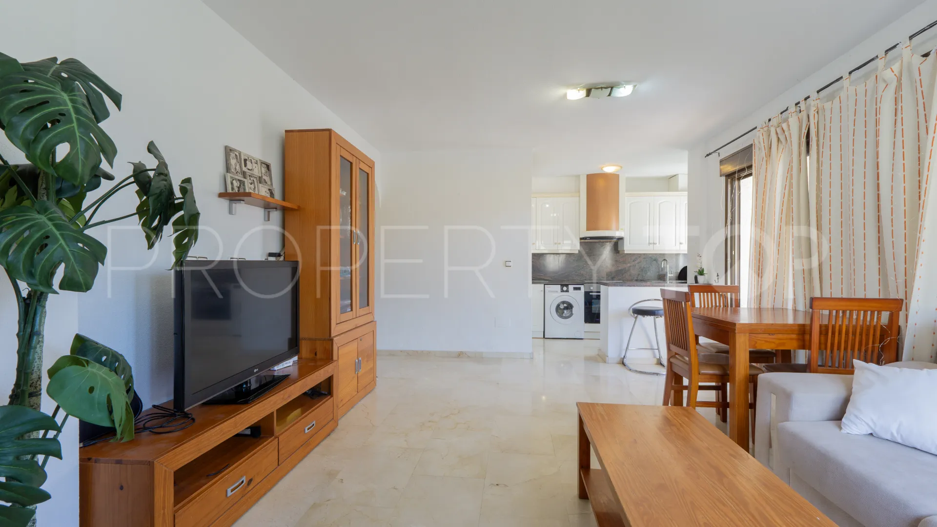 Apartamento en venta de 2 dormitorios en Las Ramblas Golf