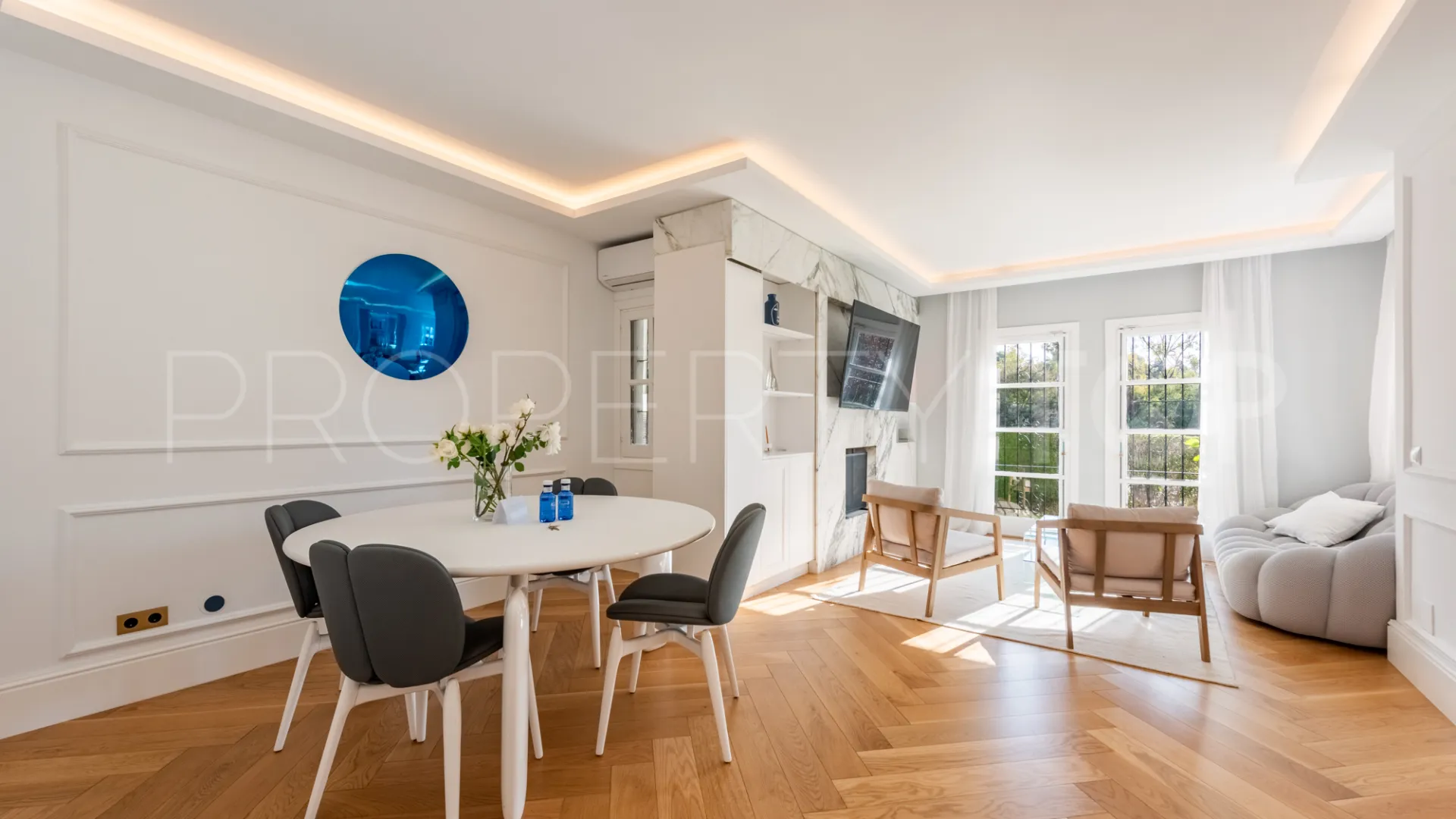 Buy 3 bedrooms ground floor apartment in Nueva Andalucia