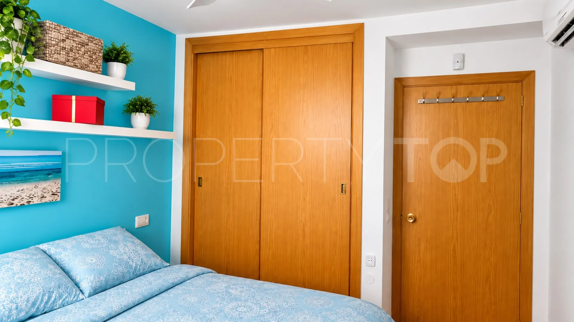 For sale 4 bedrooms town house in Binissalem