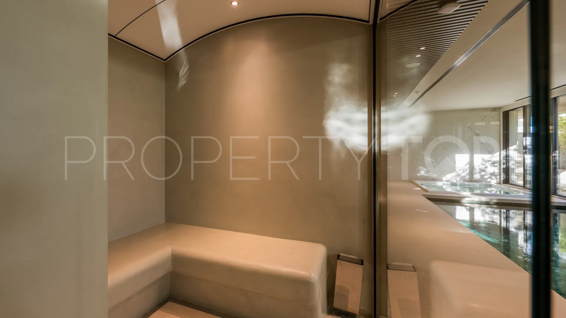 Buy duplex penthouse in Estepona Town