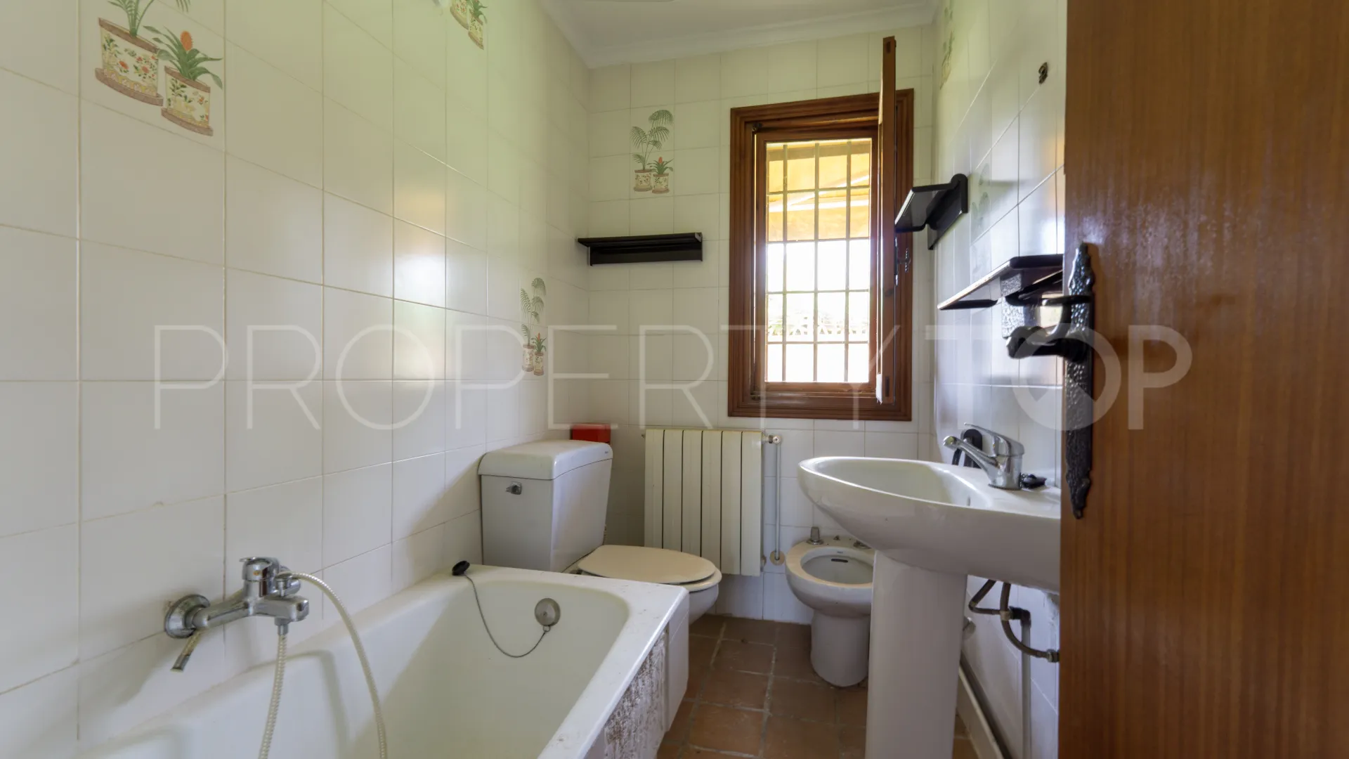 Casa con 6 dormitorios en venta en Los Balcones