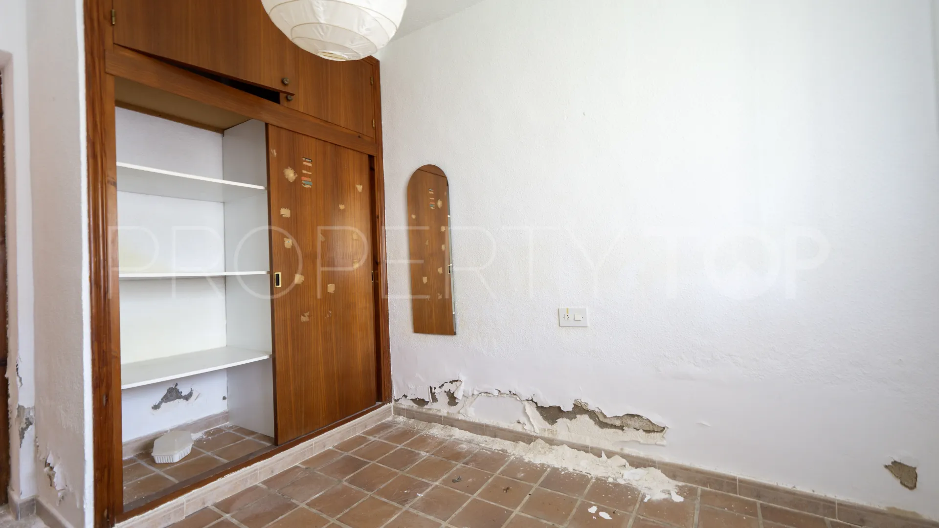 Casa con 6 dormitorios en venta en Los Balcones