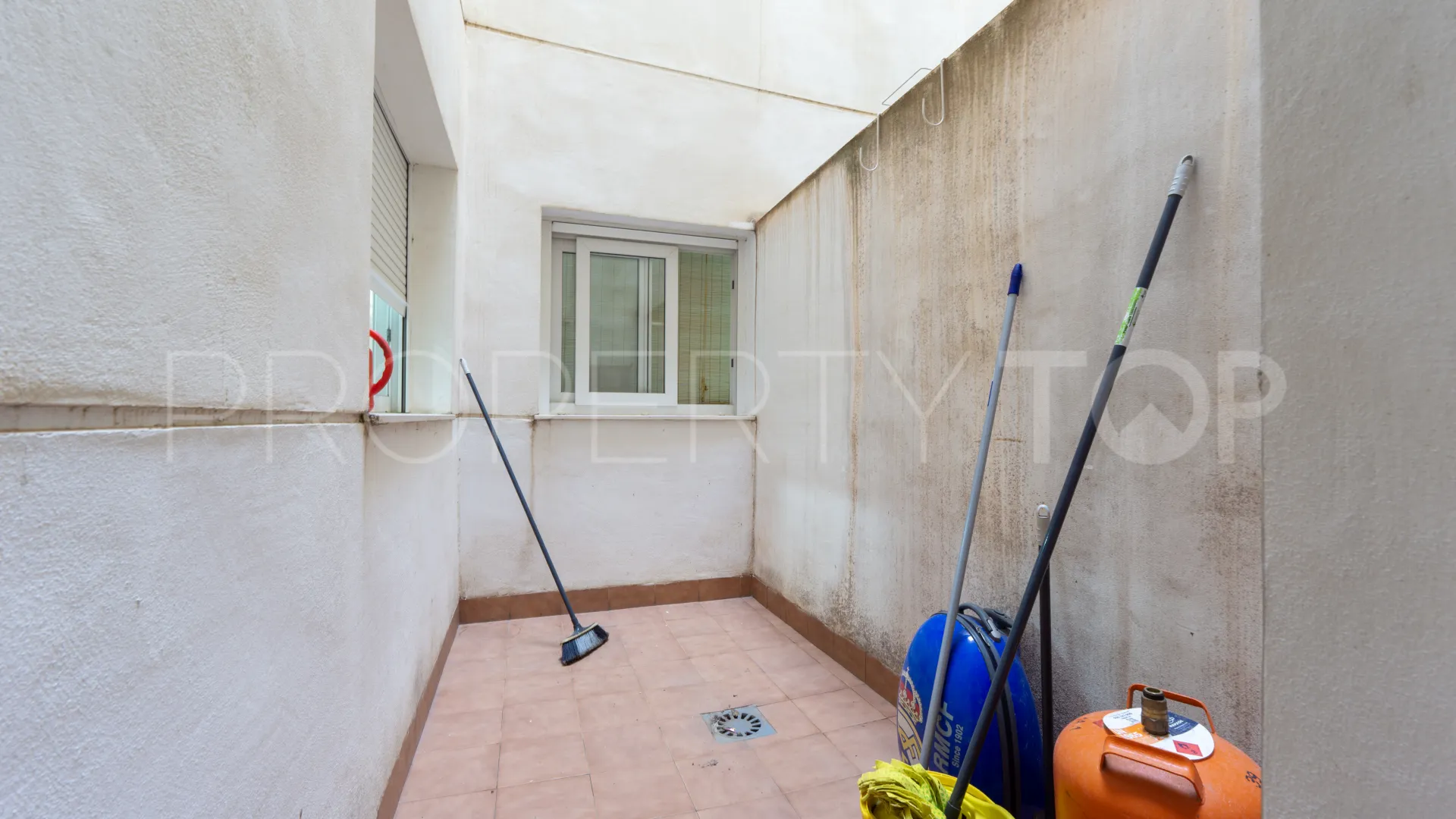 Buy 2 bedrooms apartment in Torrevieja