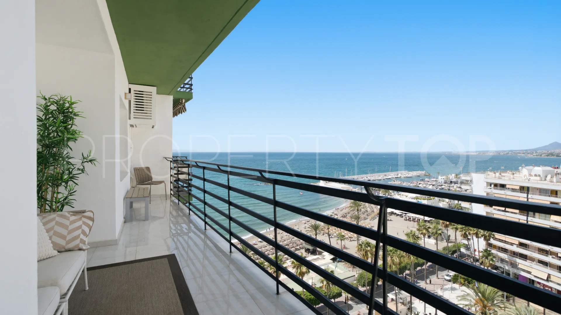 Buy apartment in Marbella Centro with 1 bedroom