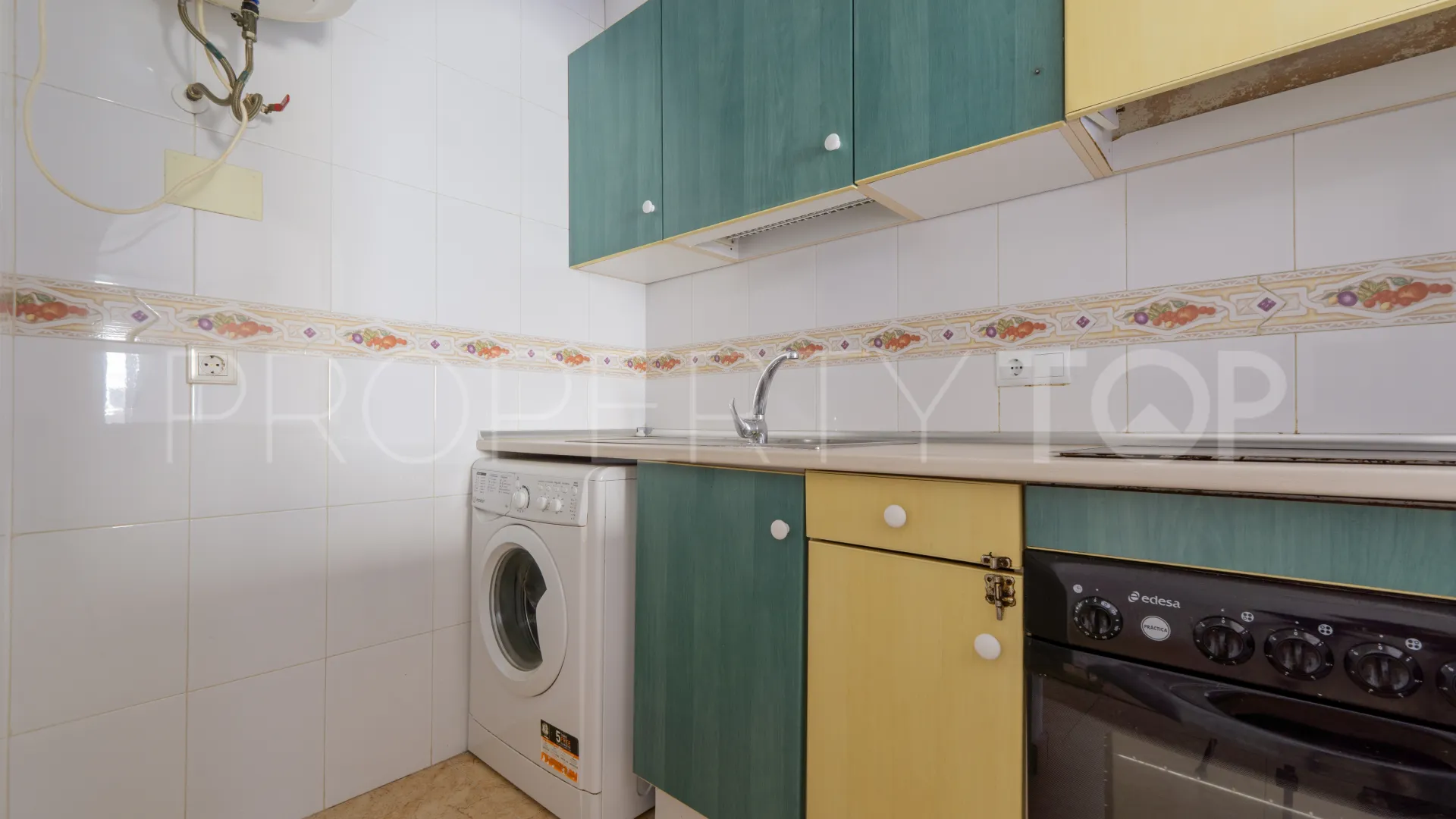 Se vende apartamento de 2 dormitorios en Torrevieja