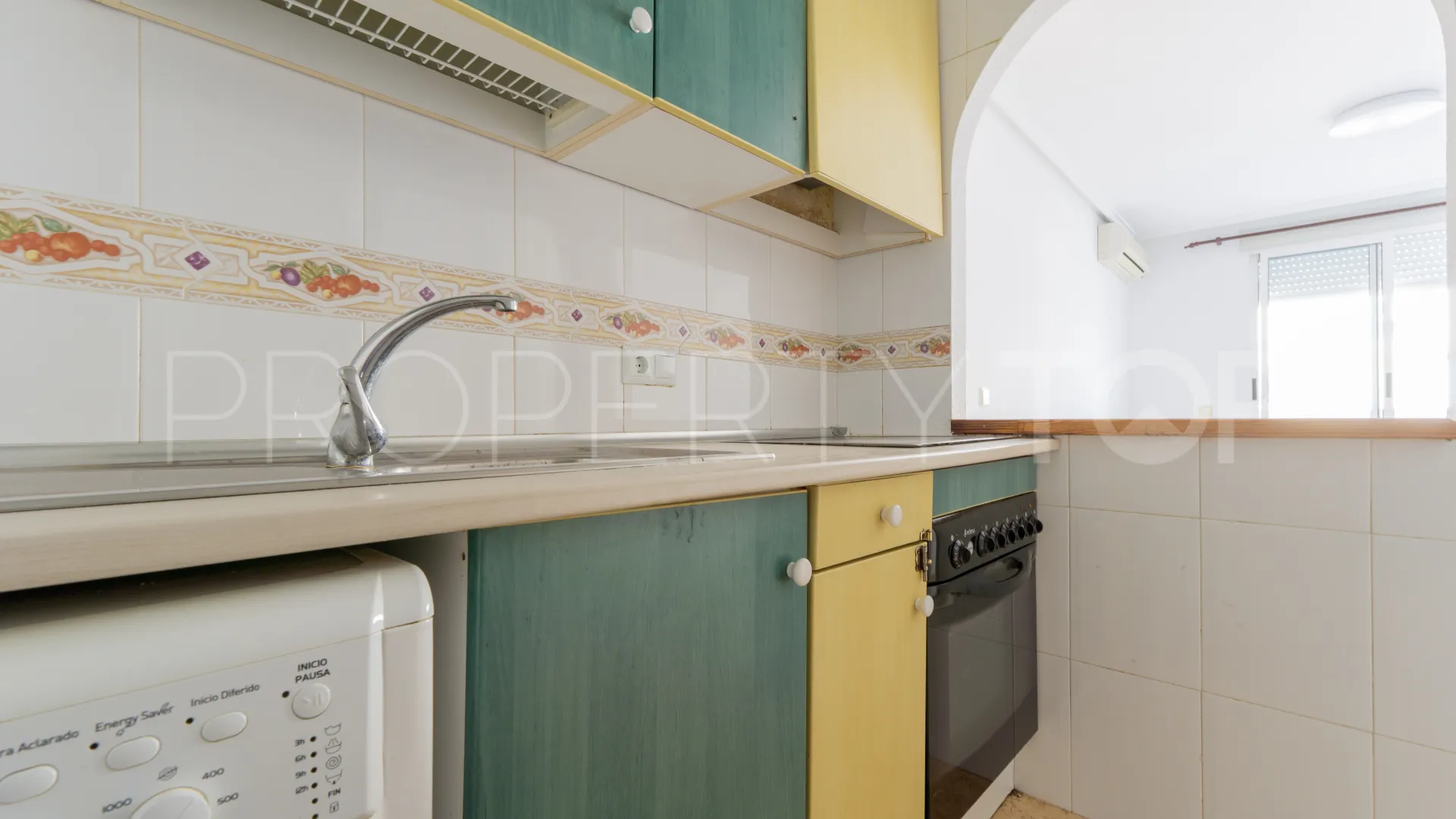 Se vende apartamento de 2 dormitorios en Torrevieja