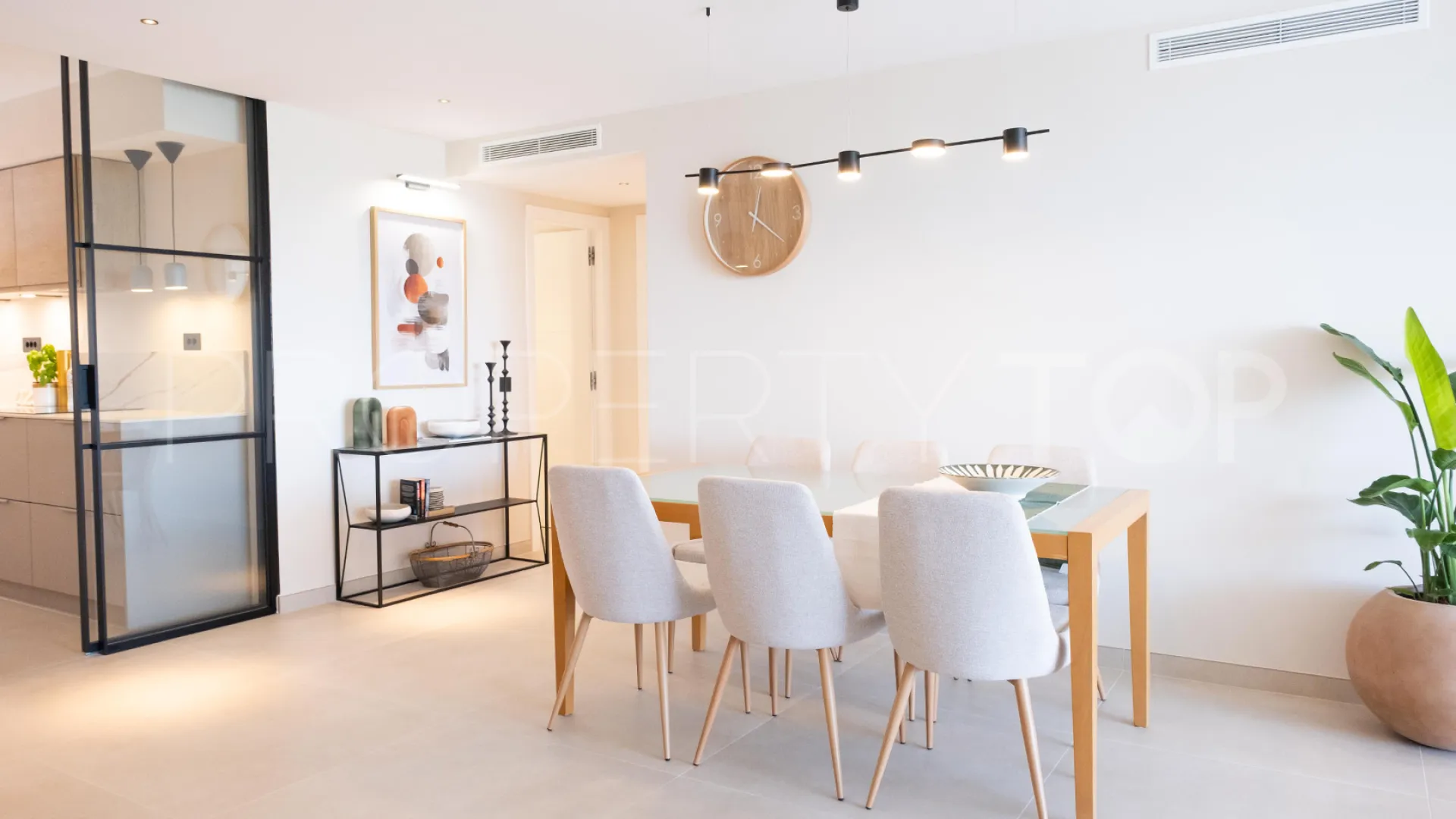 Apartment for sale in Conjunto Casaño with 3 bedrooms