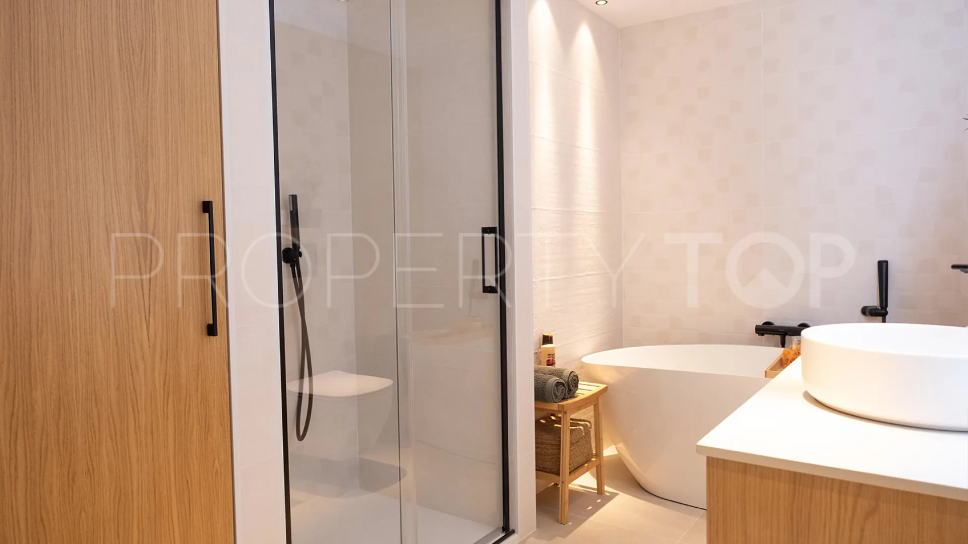 Apartment for sale in Conjunto Casaño with 3 bedrooms