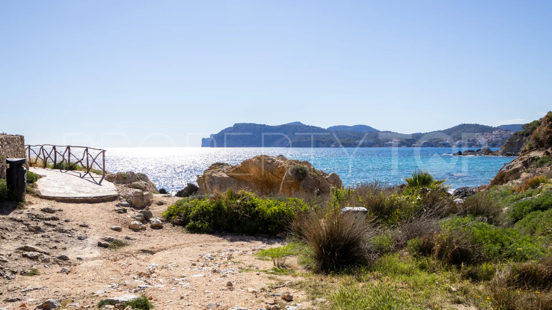 Buy Costa de la calma house with 4 bedrooms