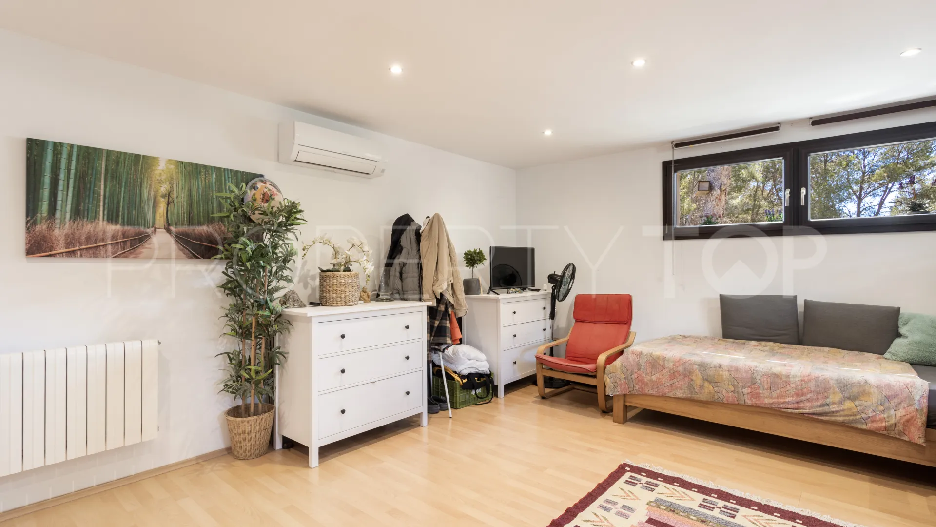 Buy Costa de la calma house with 4 bedrooms