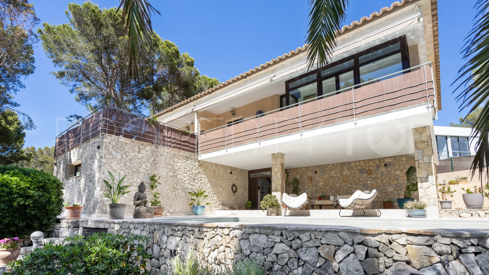 Buy Costa de la calma house with 4 bedrooms