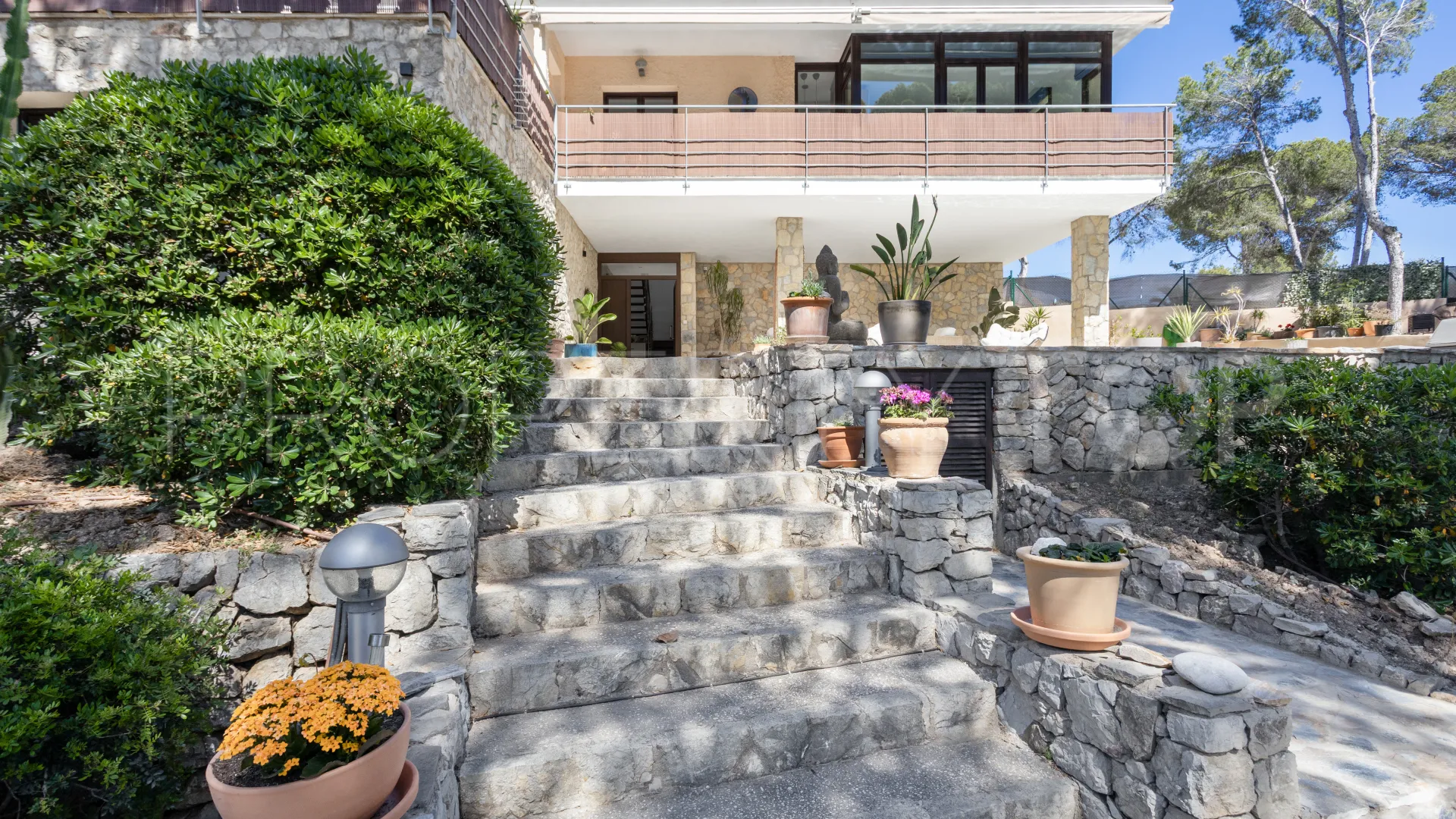 Buy Costa de la calma house with 4 bedrooms