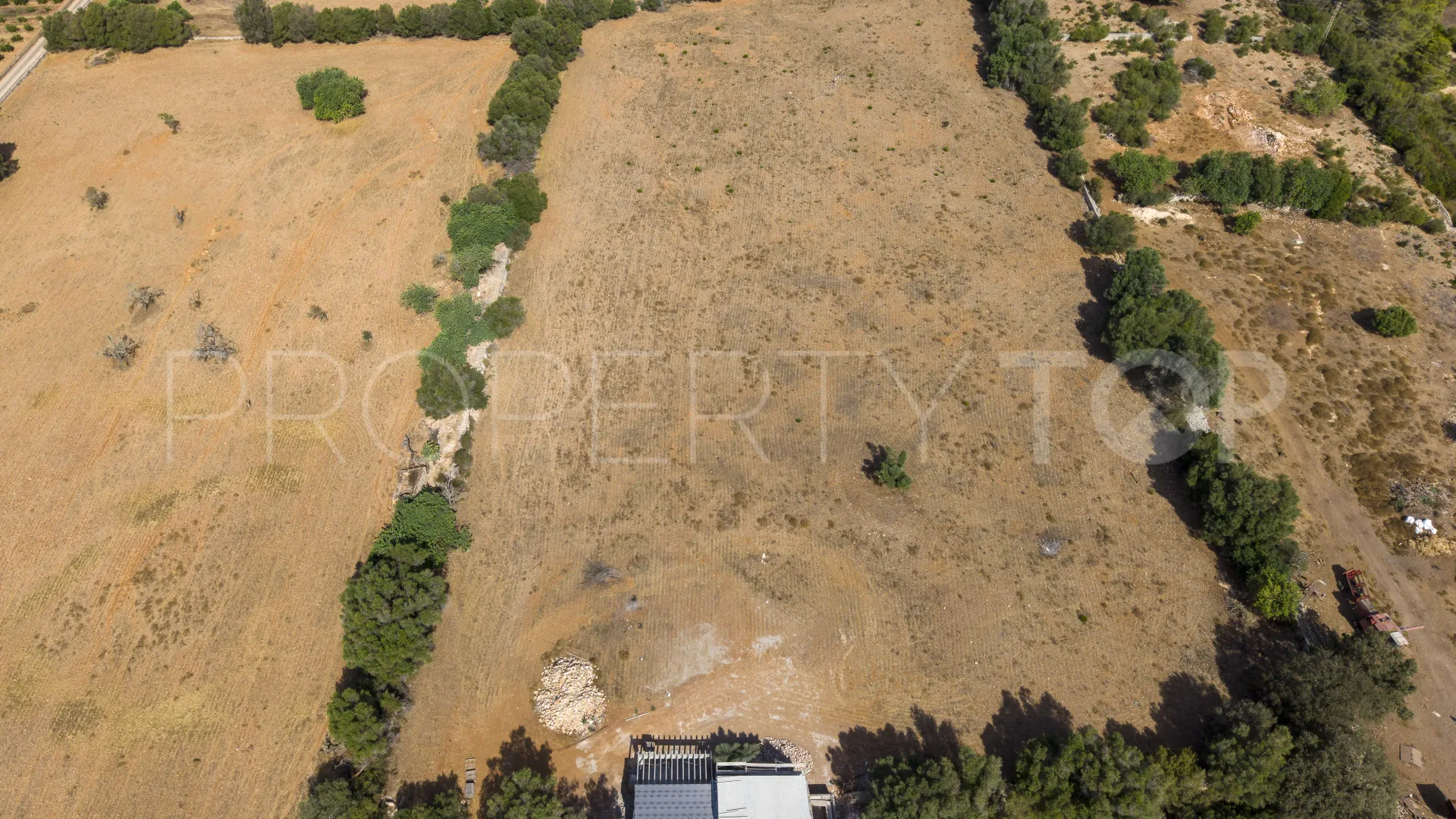 Se vende finca en Manacor con 4 dormitorios