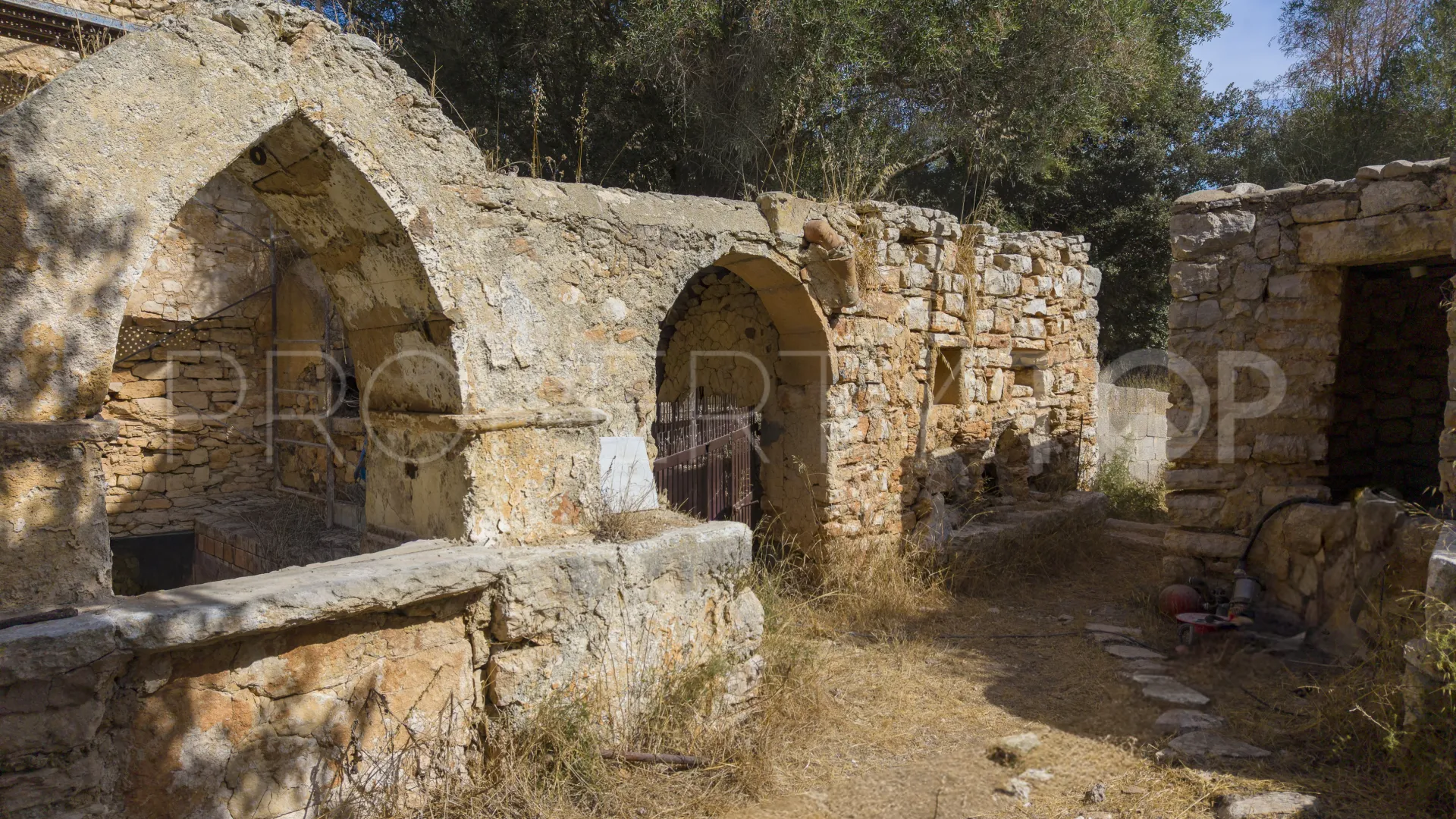 Se vende finca en Manacor con 4 dormitorios