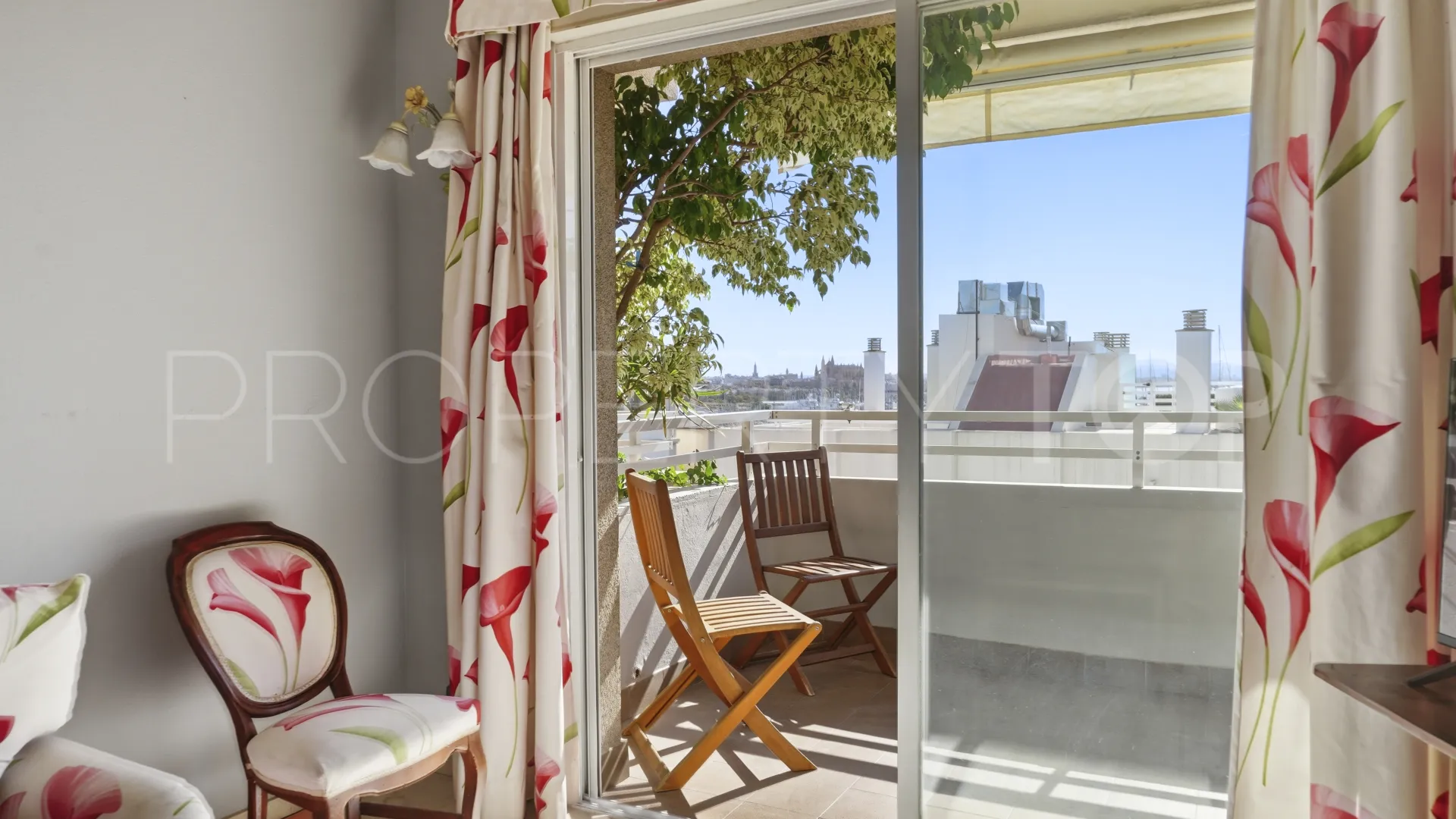 For sale apartment in Paseo Marítimo