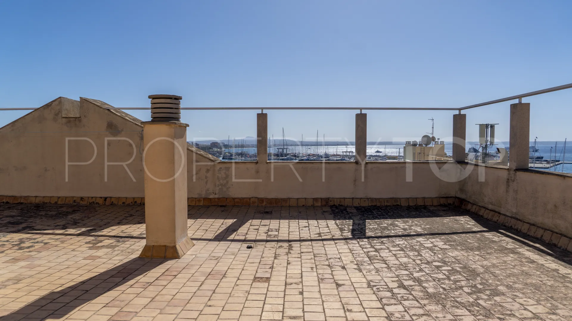 For sale apartment in Paseo Marítimo