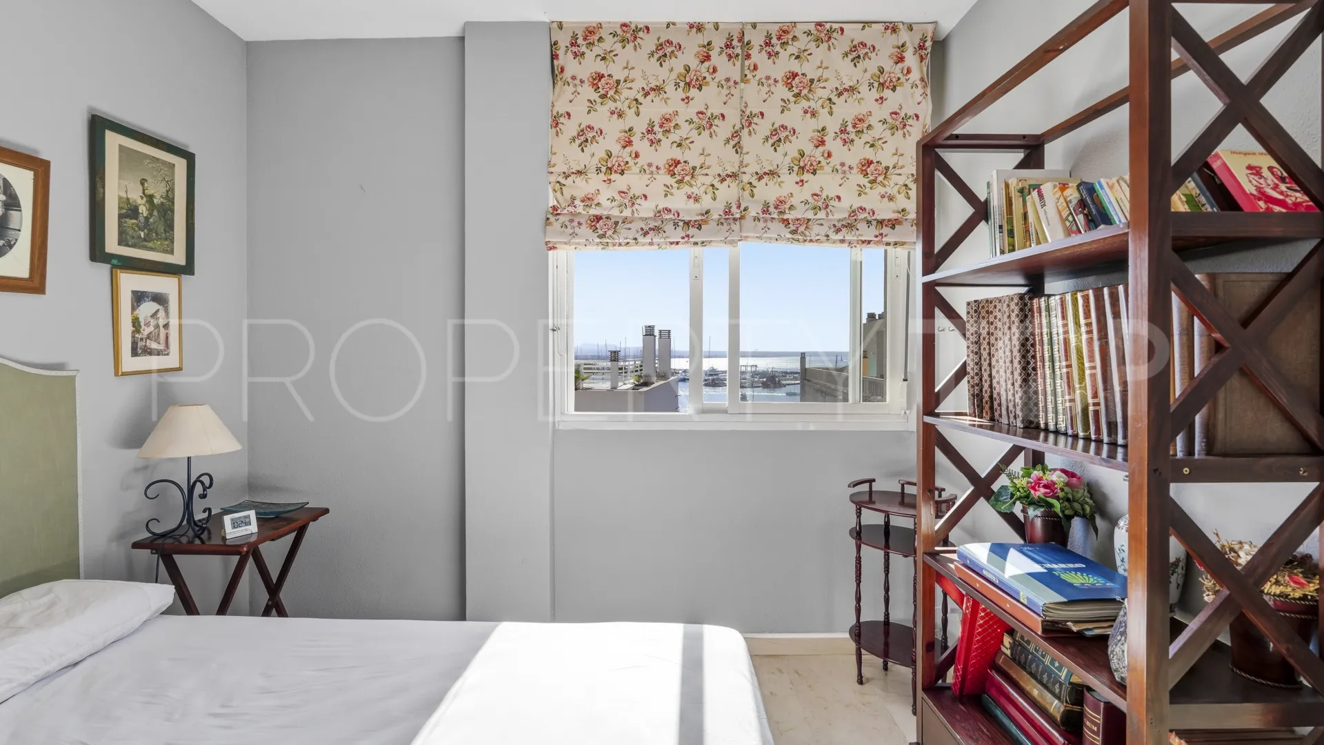 For sale apartment in Paseo Marítimo