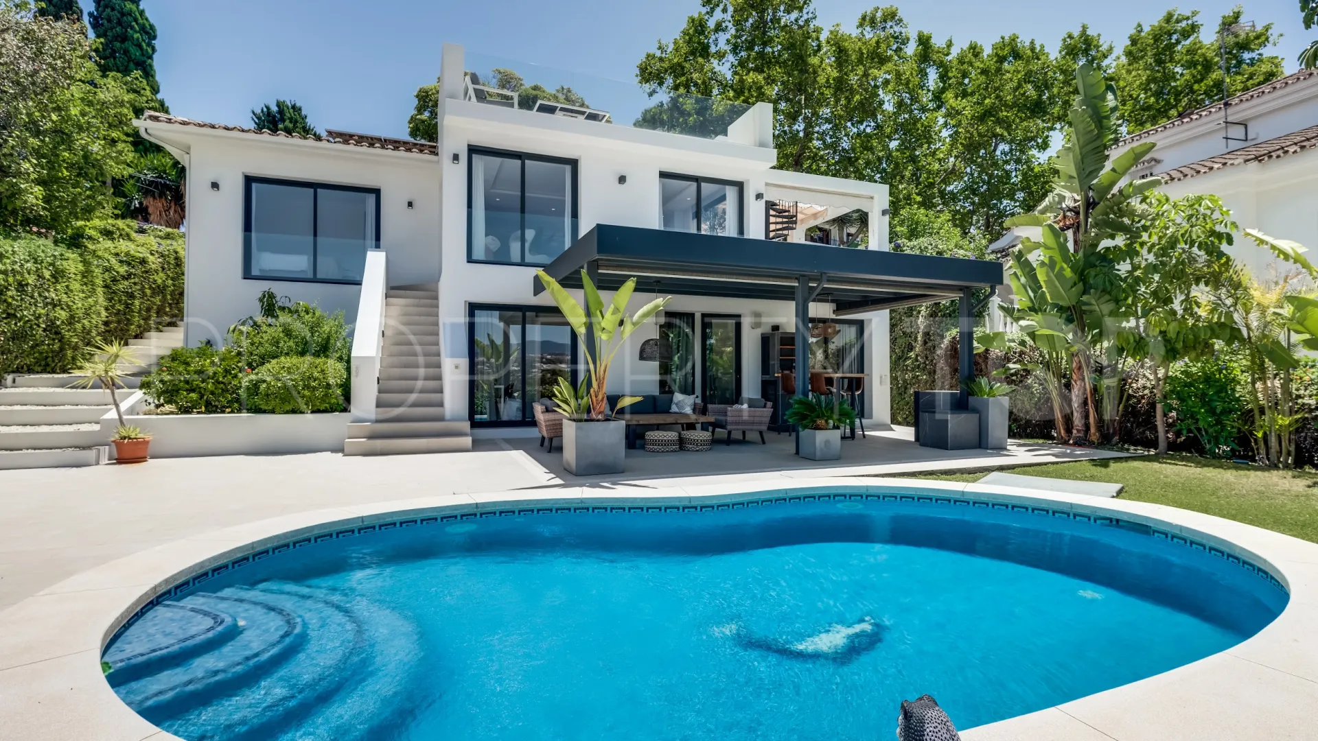 Nueva Andalucia, villa en venta de 4 dormitorios