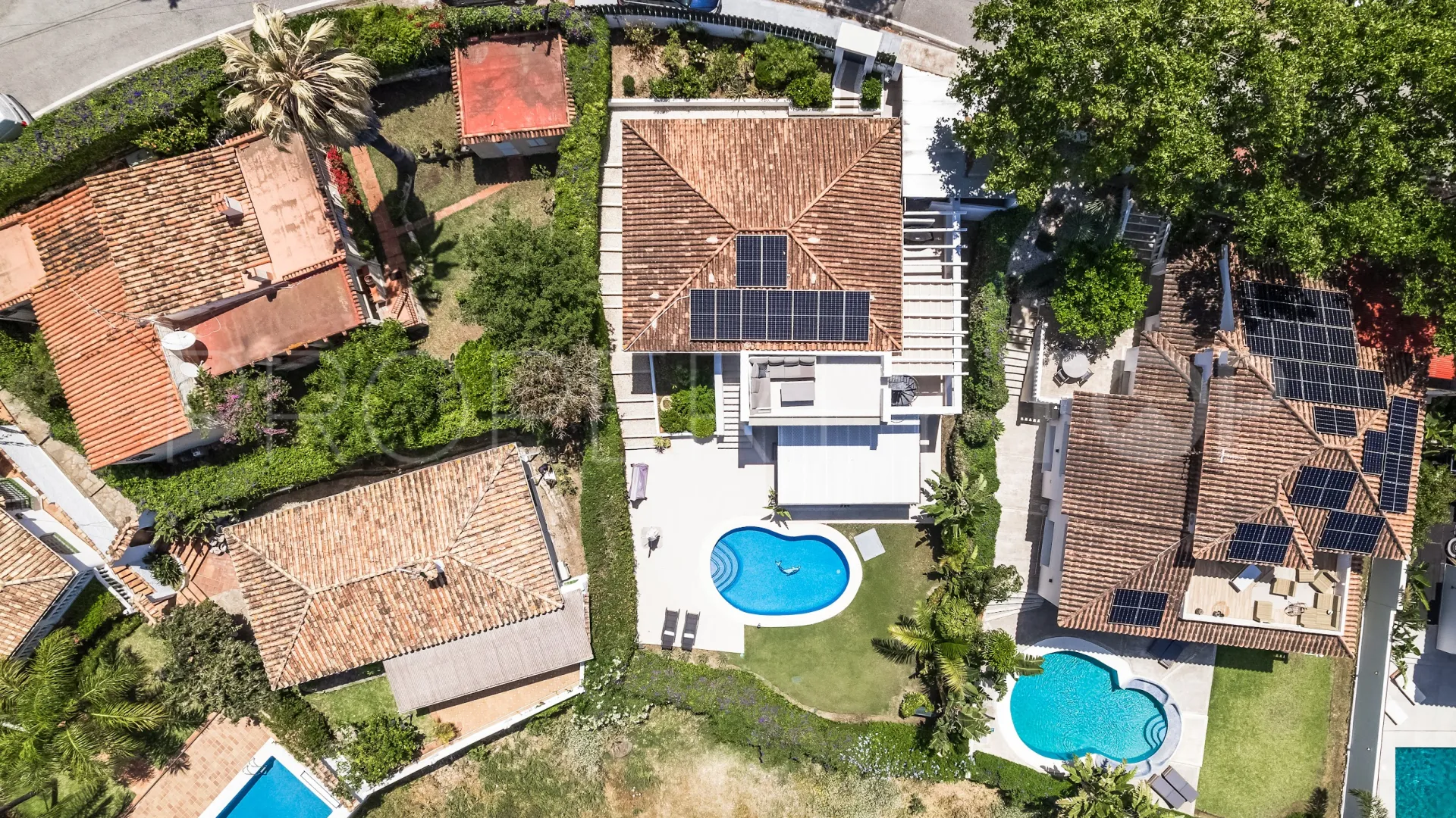 Nueva Andalucia, villa en venta de 4 dormitorios