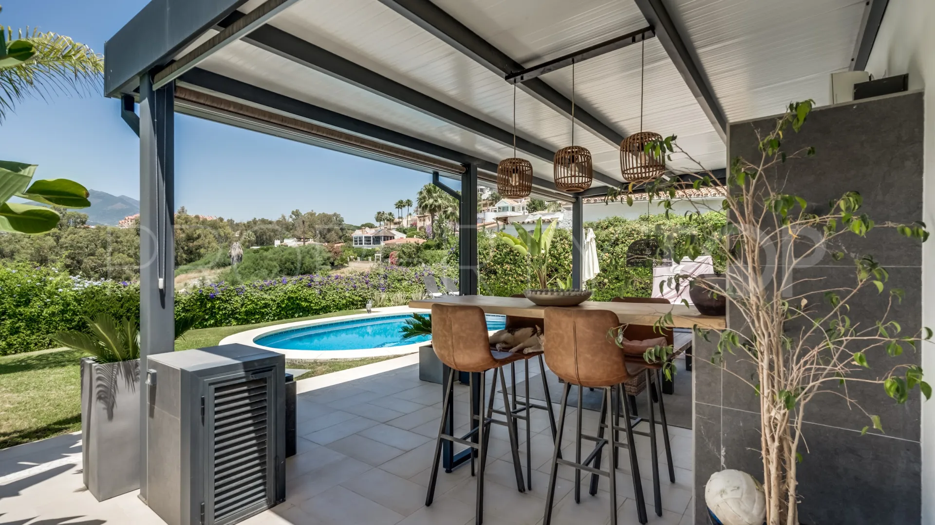 Nueva Andalucia, villa en venta de 4 dormitorios