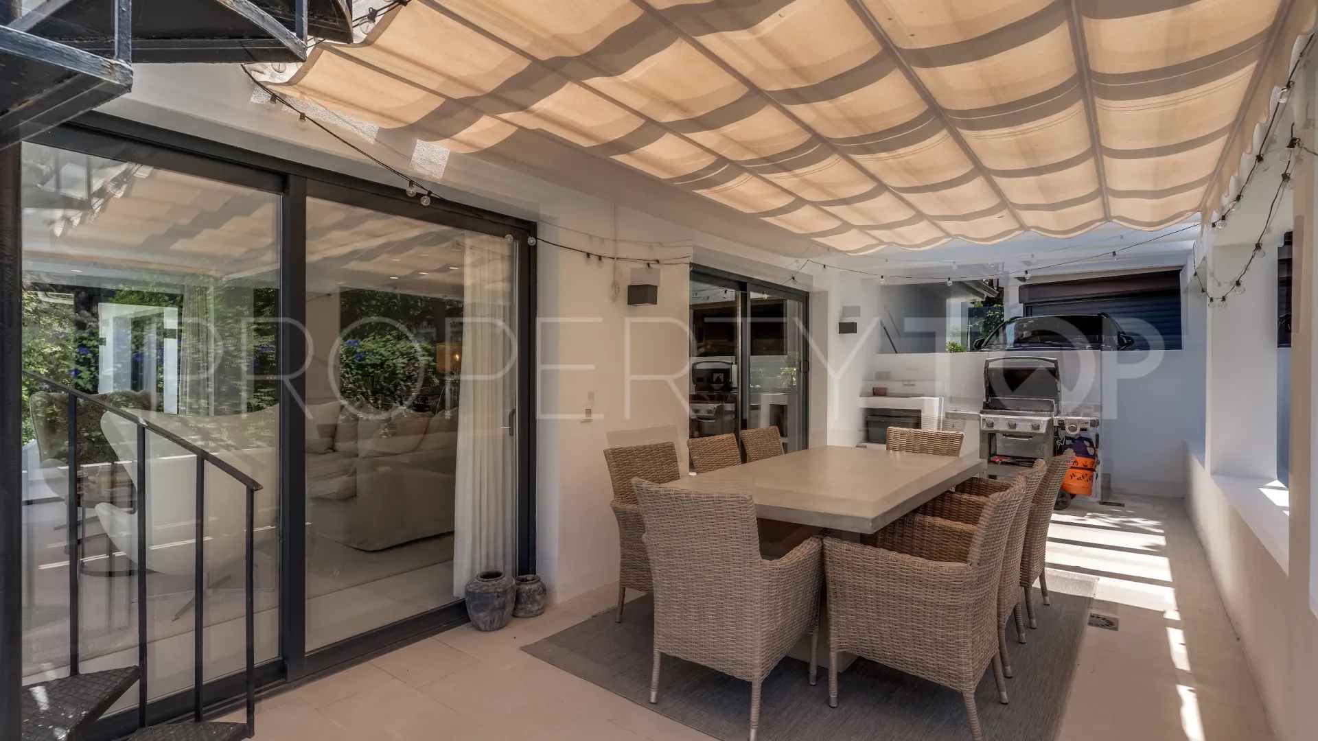 Nueva Andalucia, villa en venta de 4 dormitorios