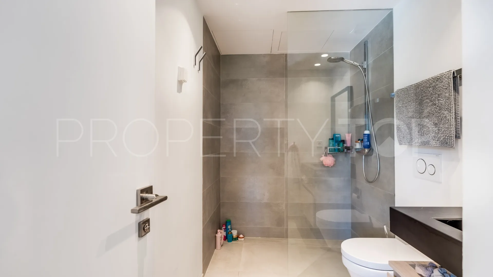 Nueva Andalucia, villa en venta de 4 dormitorios