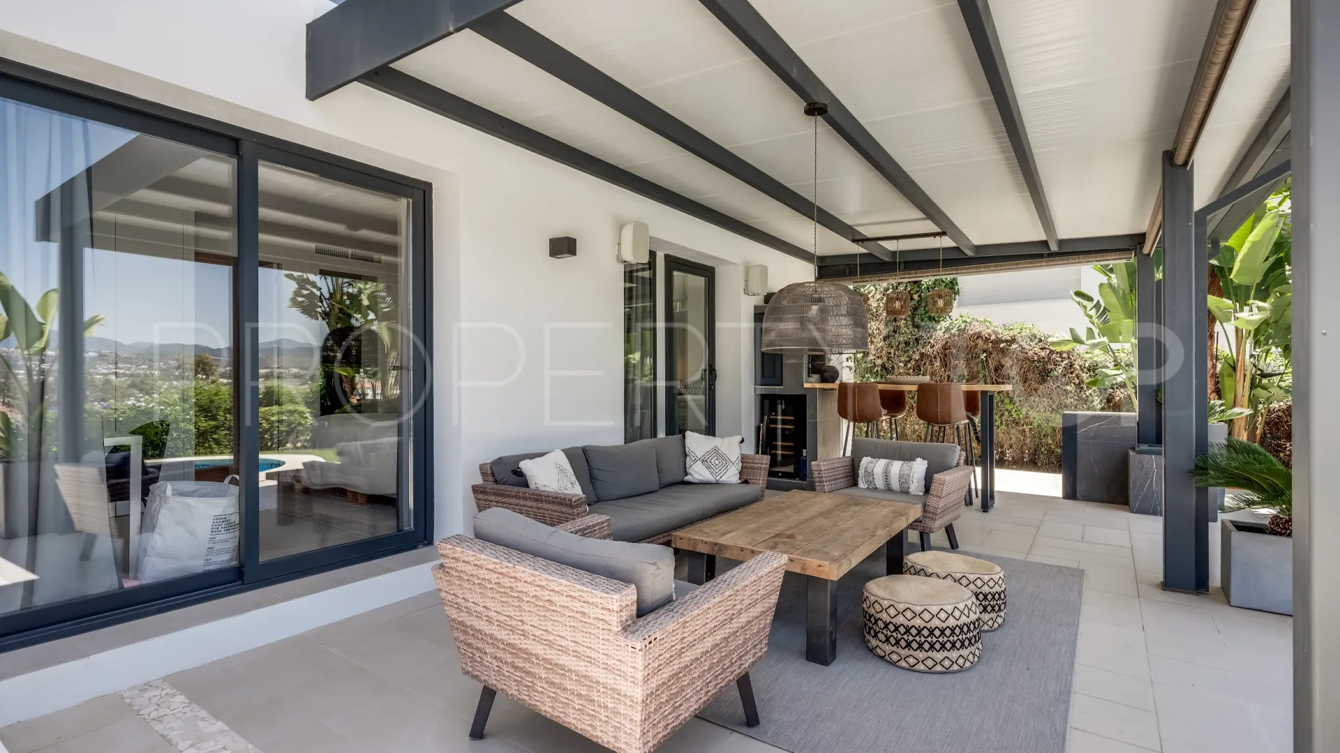 Nueva Andalucia, villa en venta de 4 dormitorios