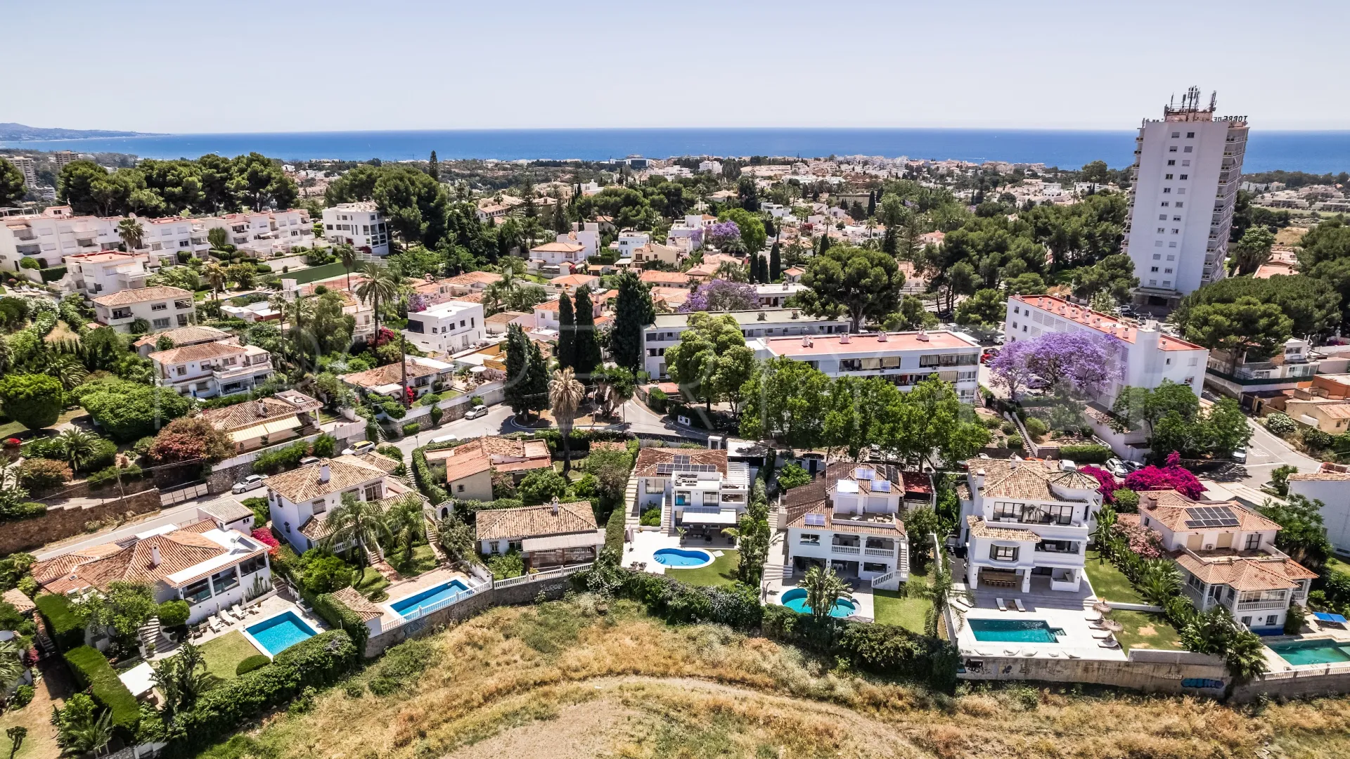 Nueva Andalucia, villa en venta de 4 dormitorios