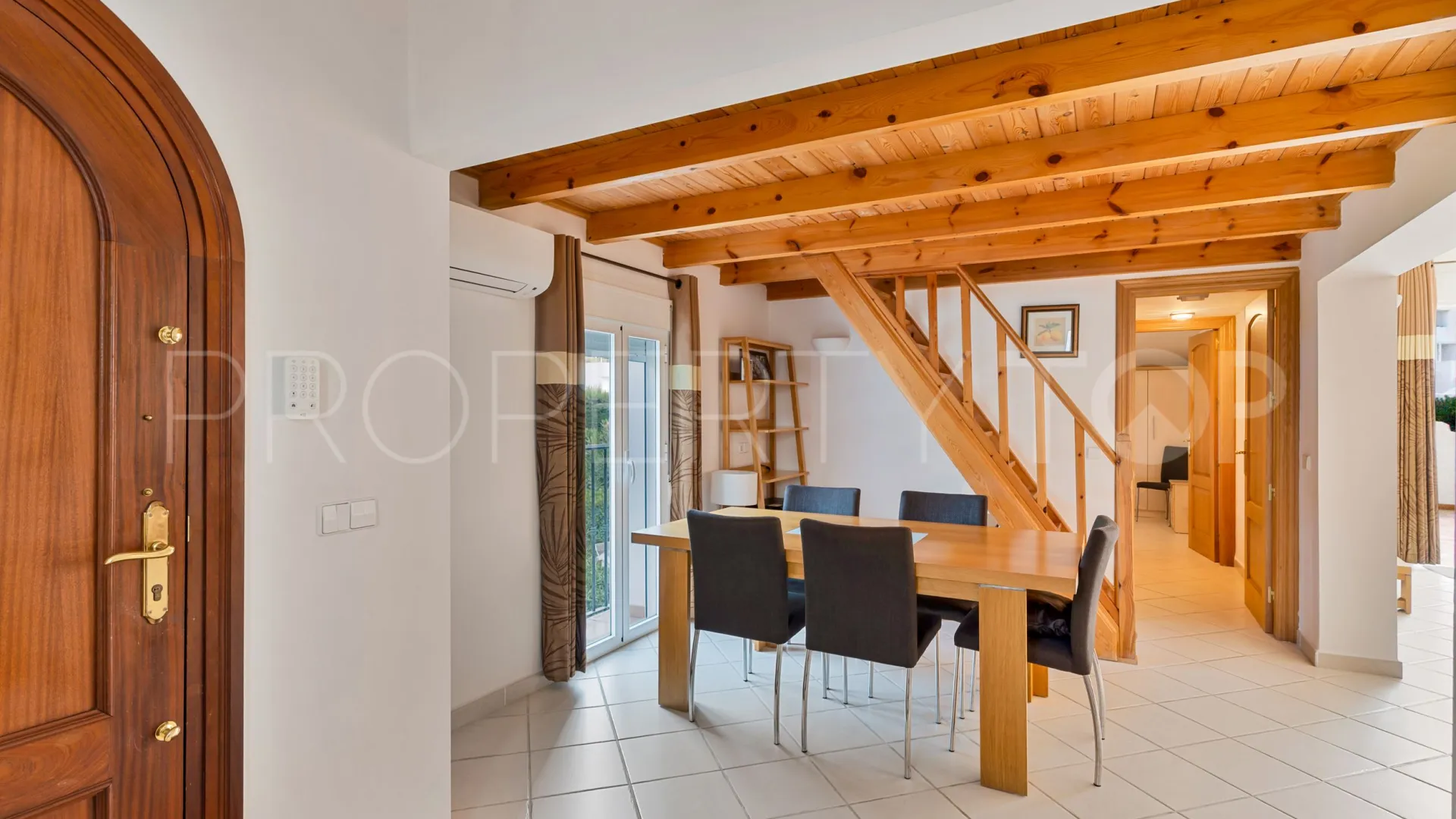 3 bedrooms Nueva Andalucia apartment for sale
