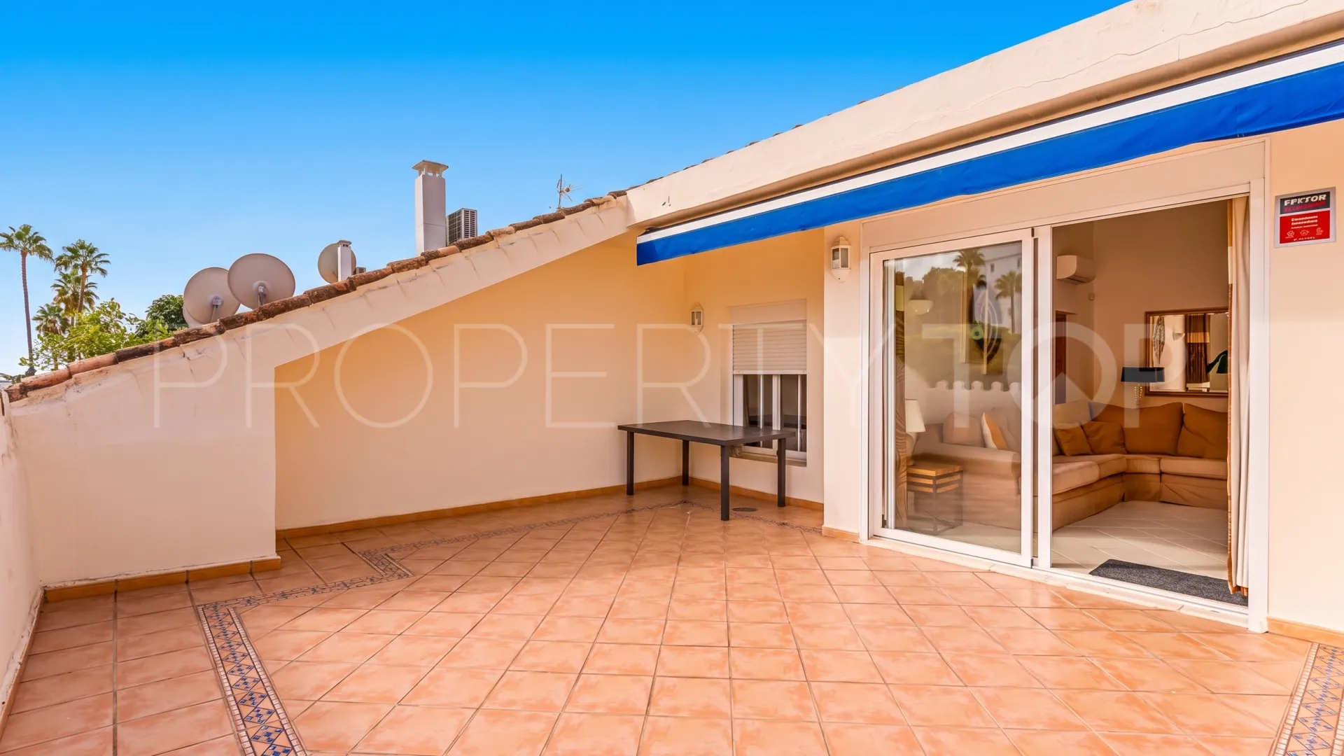3 bedrooms Nueva Andalucia apartment for sale