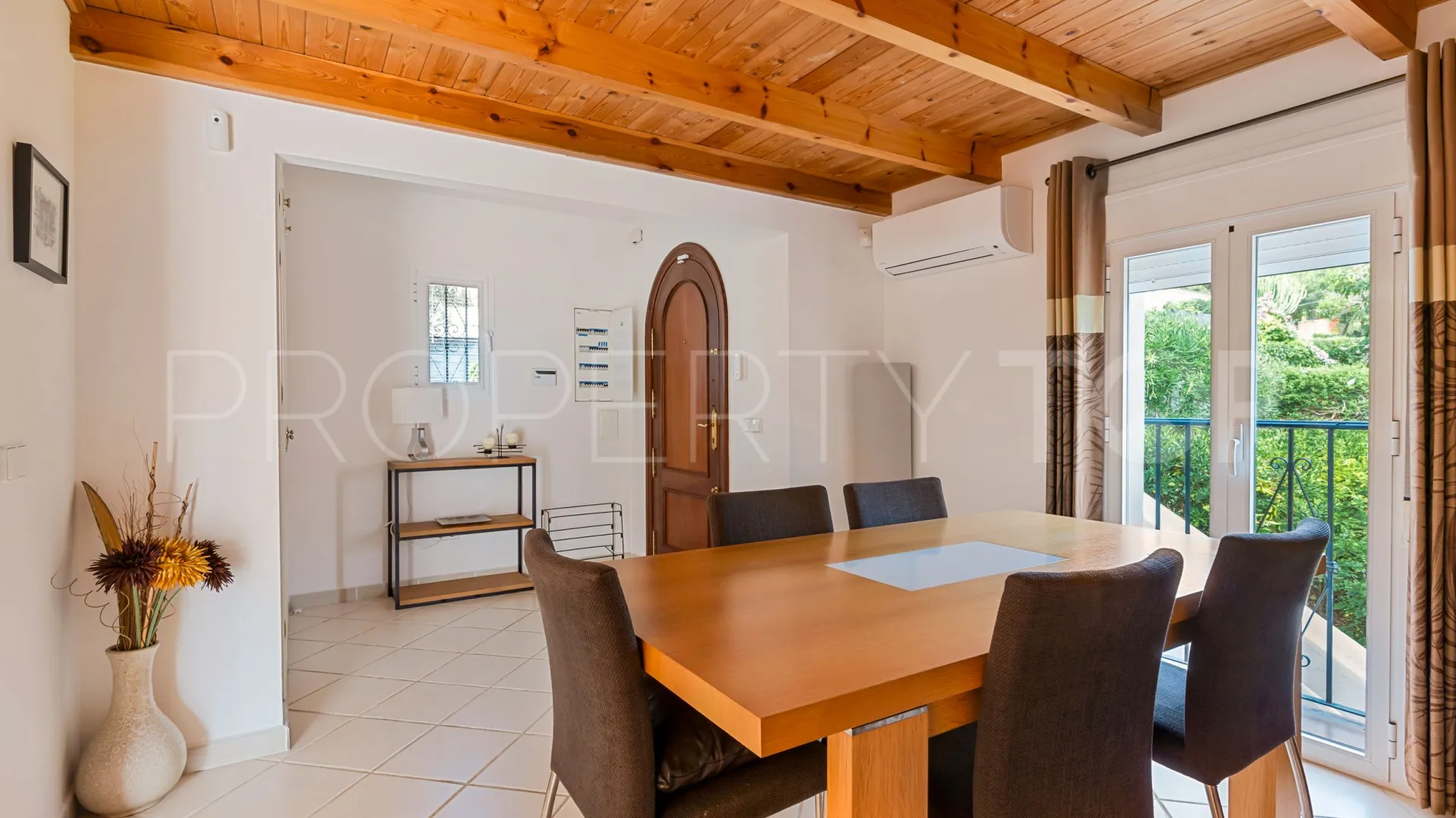 3 bedrooms Nueva Andalucia apartment for sale