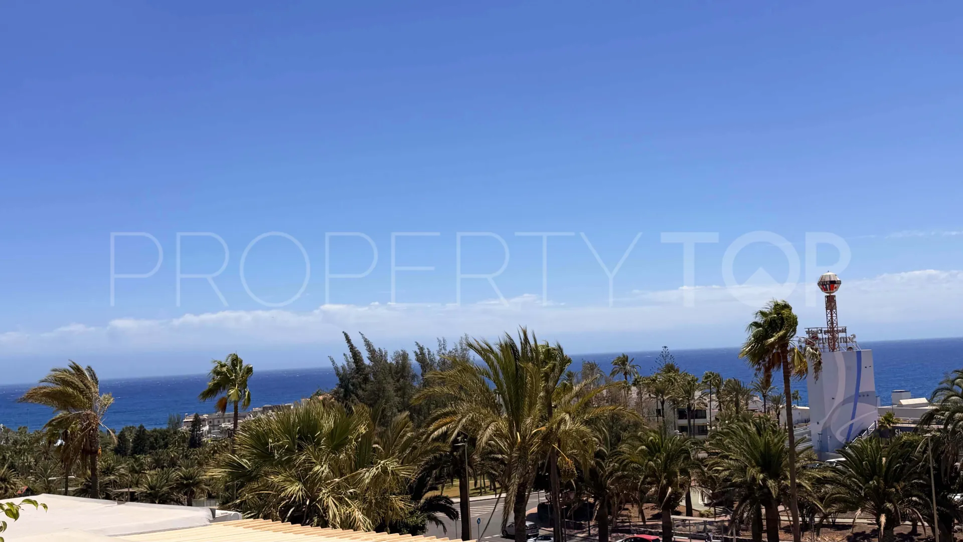 Monte Rojo apartment for sale