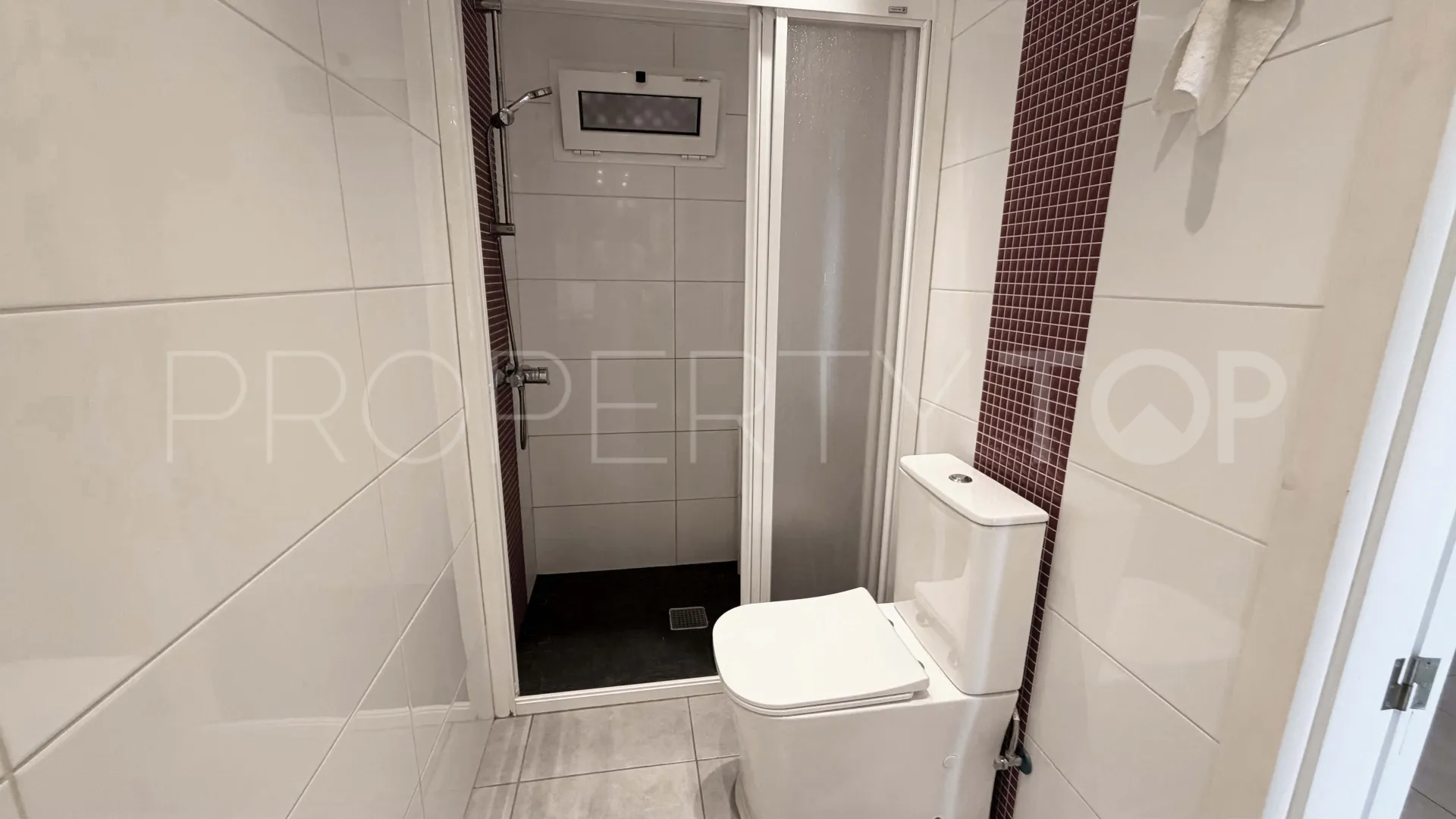 Monte Rojo apartment for sale