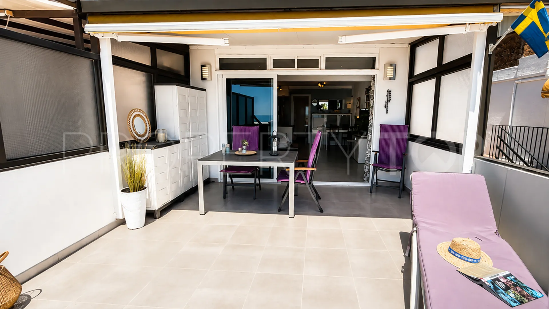 Monte Rojo apartment for sale