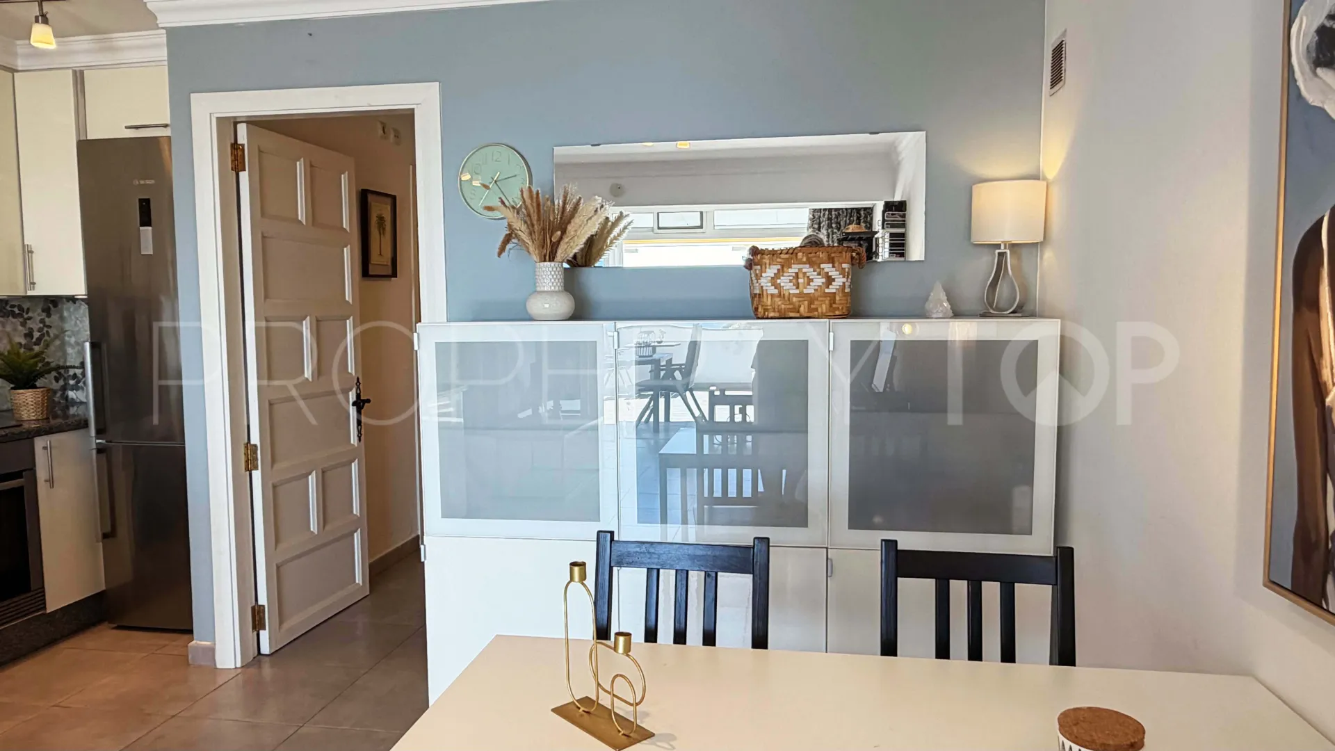 Monte Rojo apartment for sale